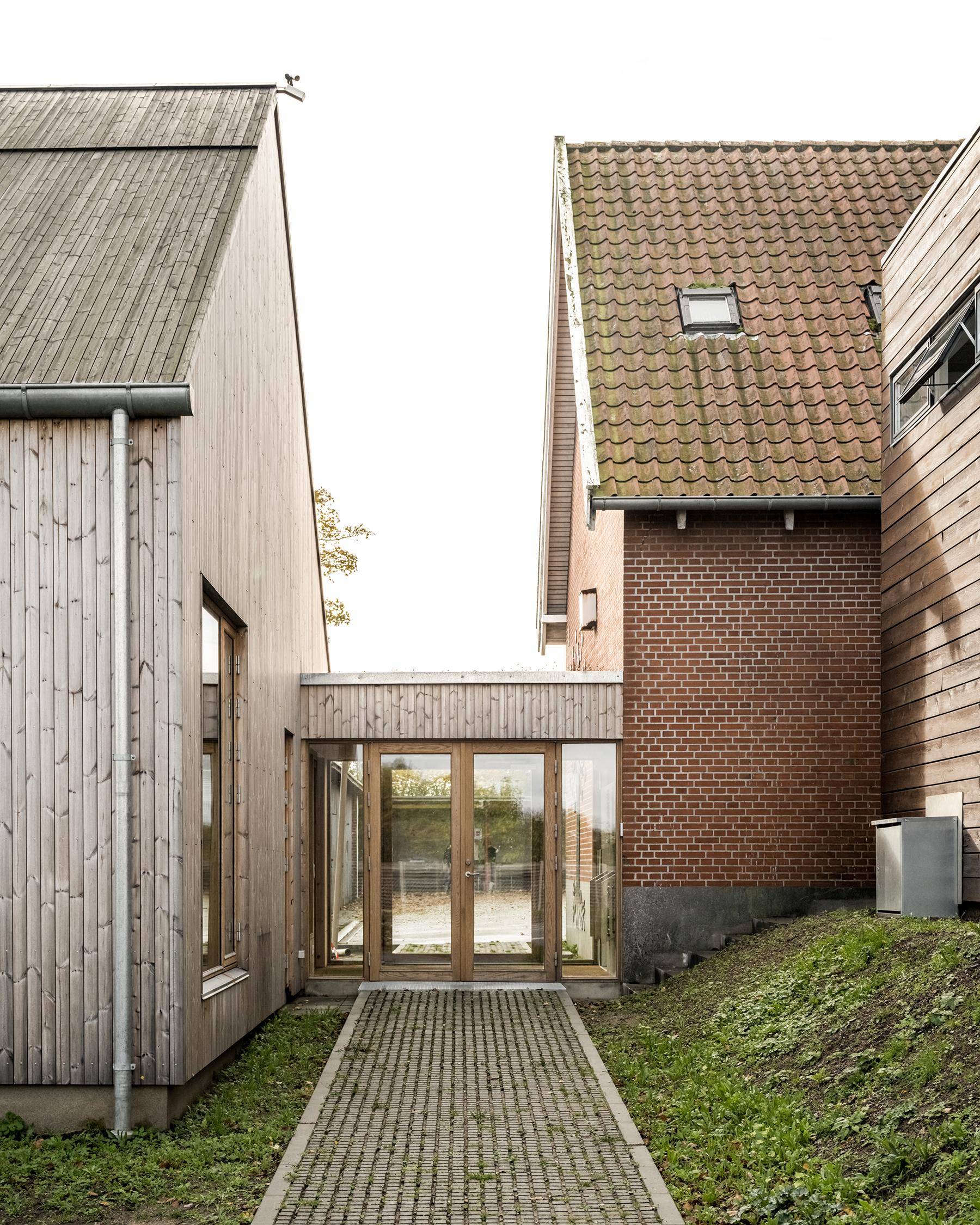 Feldballe School - image 9