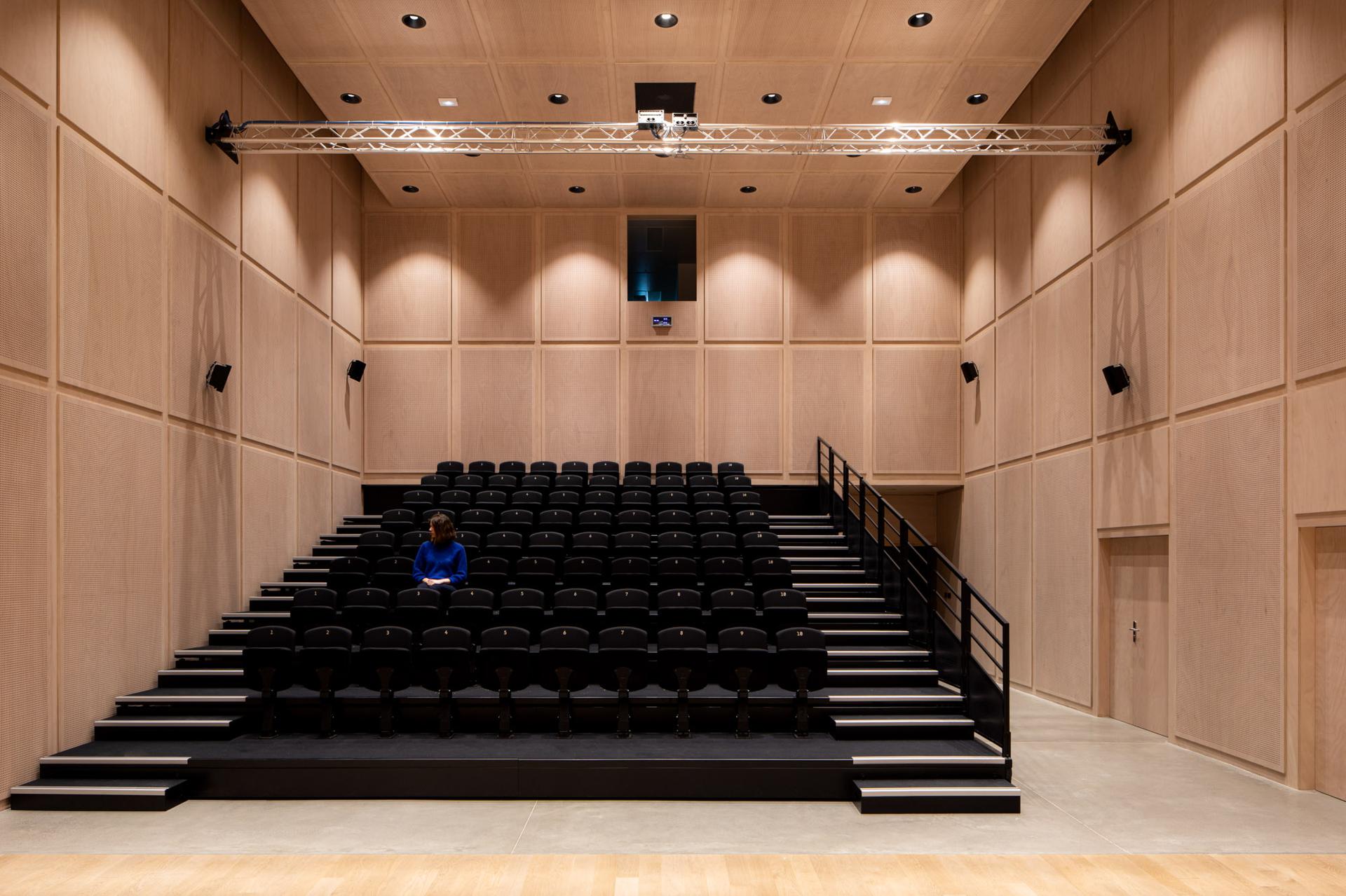 Media library - image 6