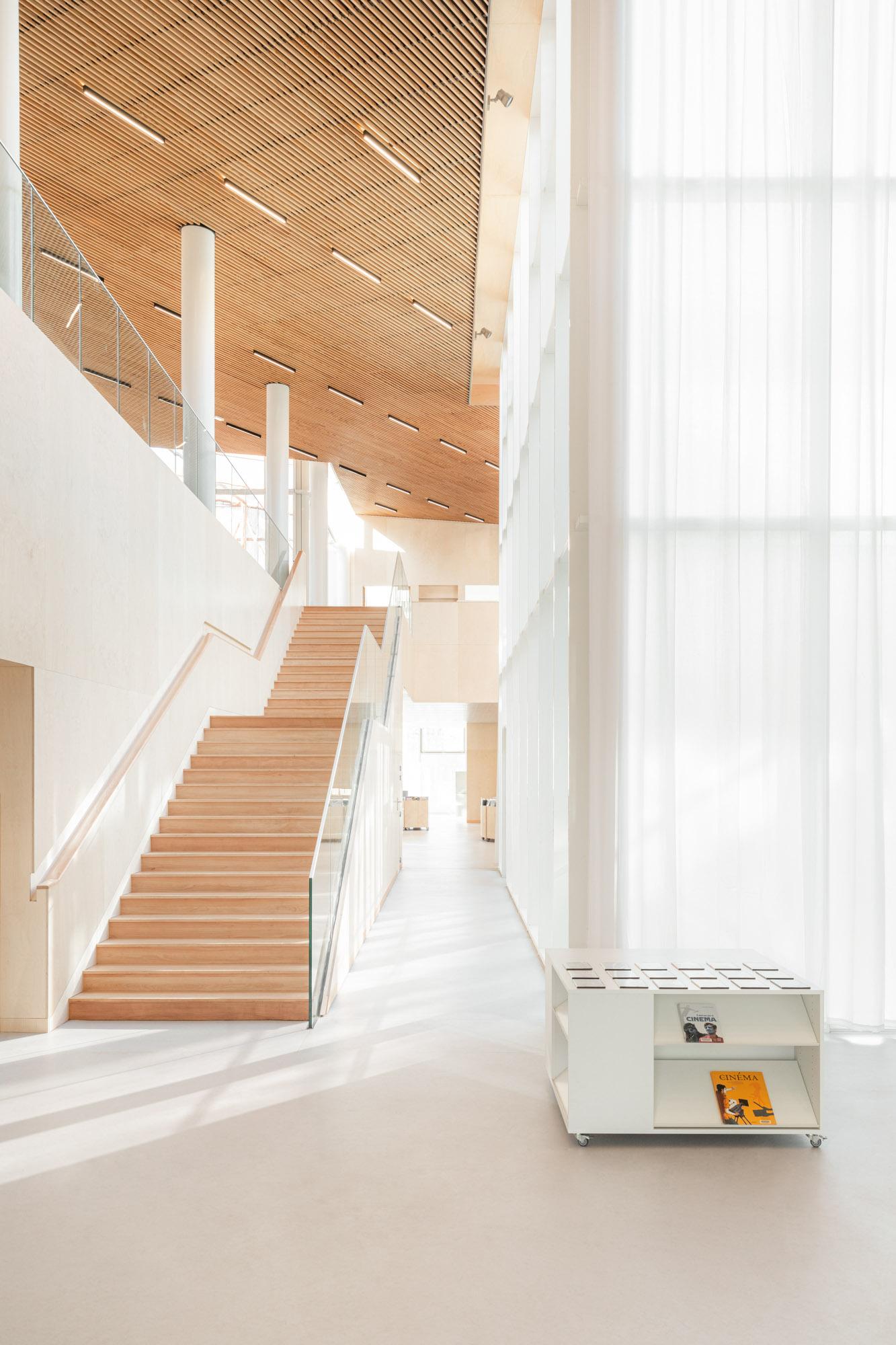 Media library - image 3