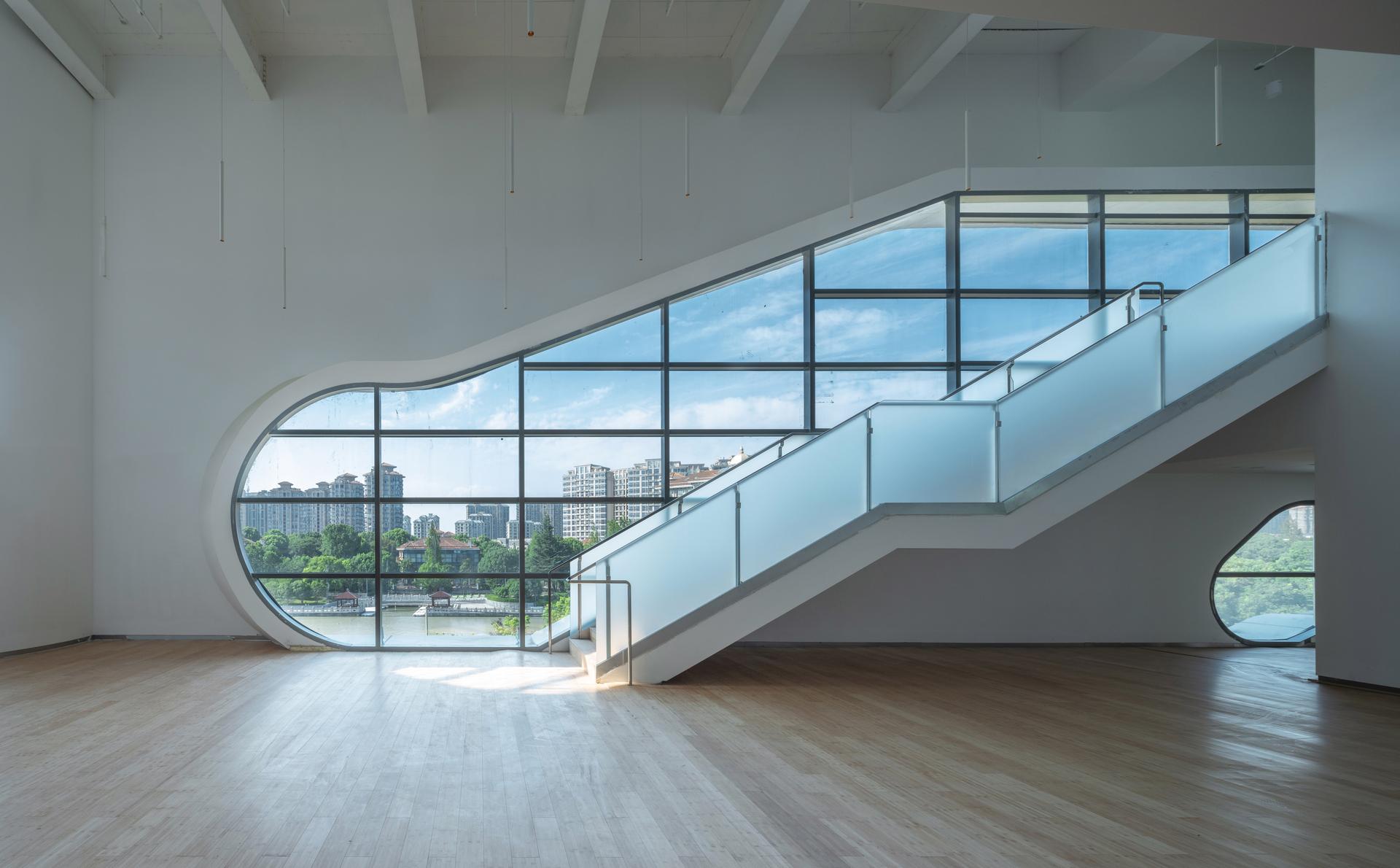 Shanghai Cofco Cultural & Health Center - image 11