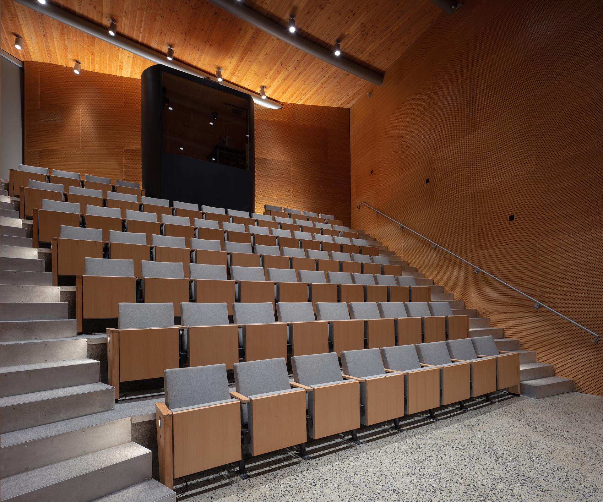 Winter Visual Arts Center, Franklin & Marshall College - image 5