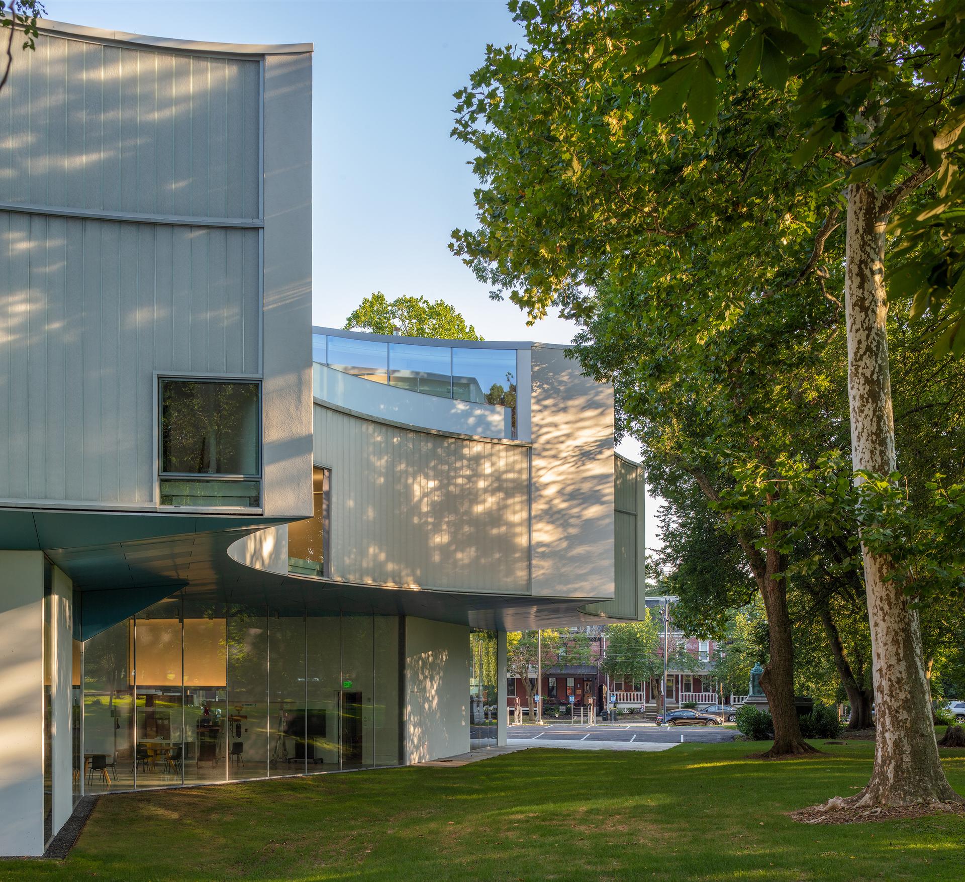 Winter Visual Arts Center, Franklin & Marshall College - image 3