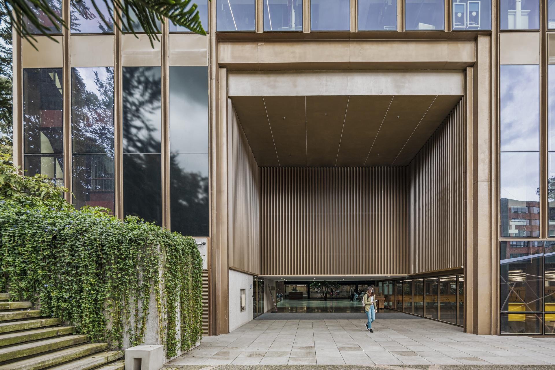 Engineering Laboratories | Pontificia Universidad Javeriana - image 17