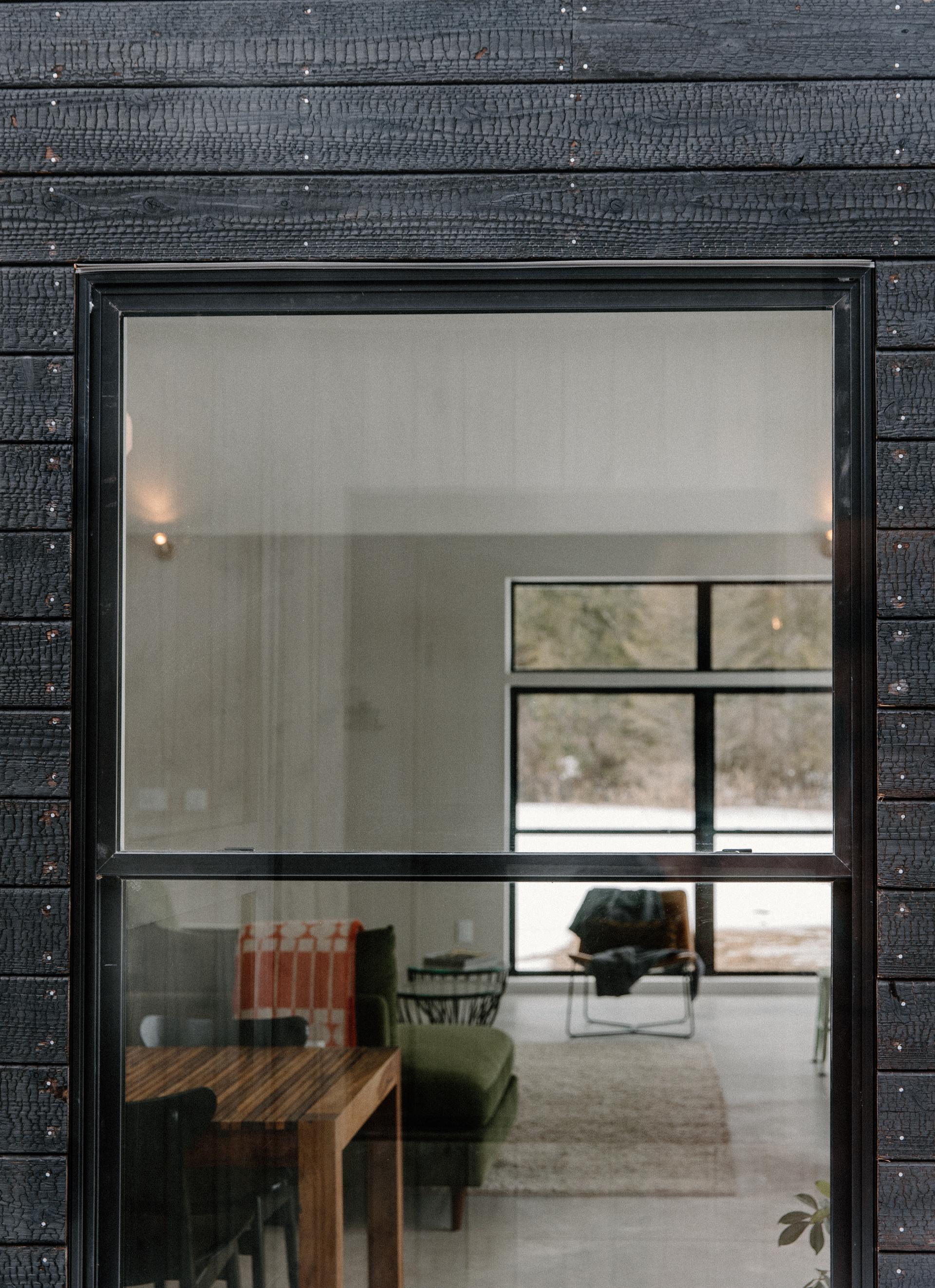 Svart Hus - image 3