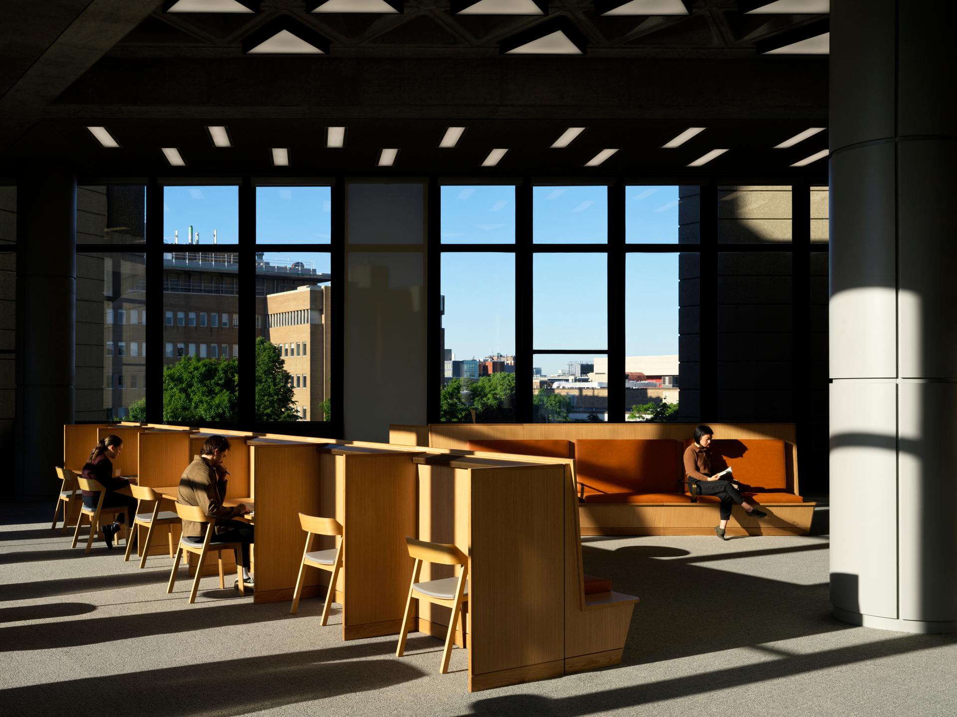 Robarts Library Reading Room - image 7