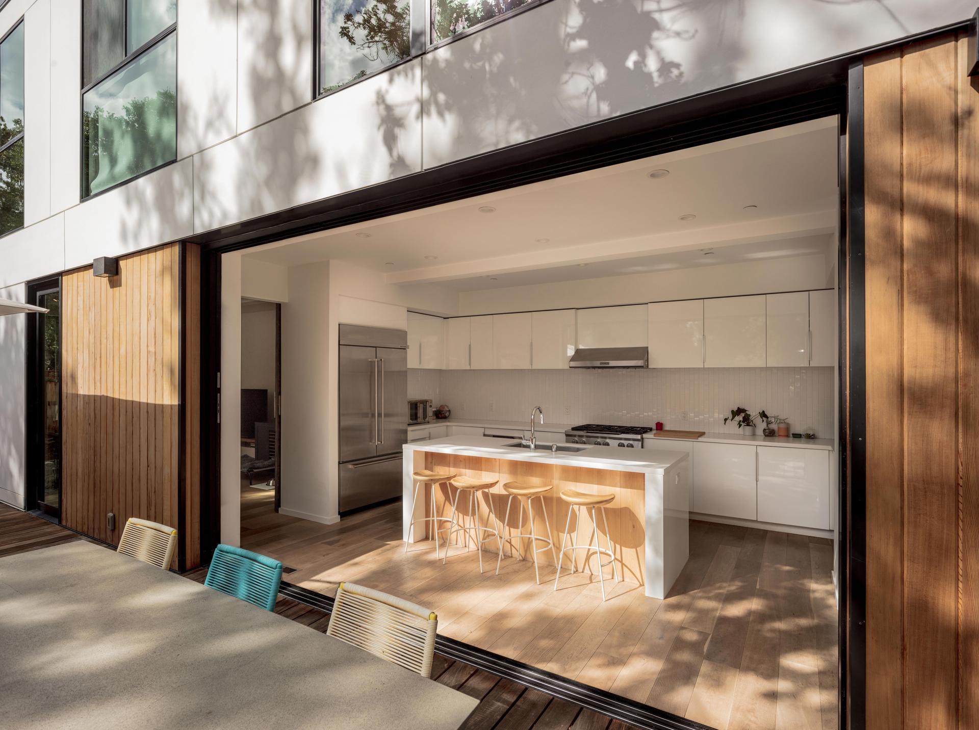 House 023 — Connect 12 Menlo Park - image 11