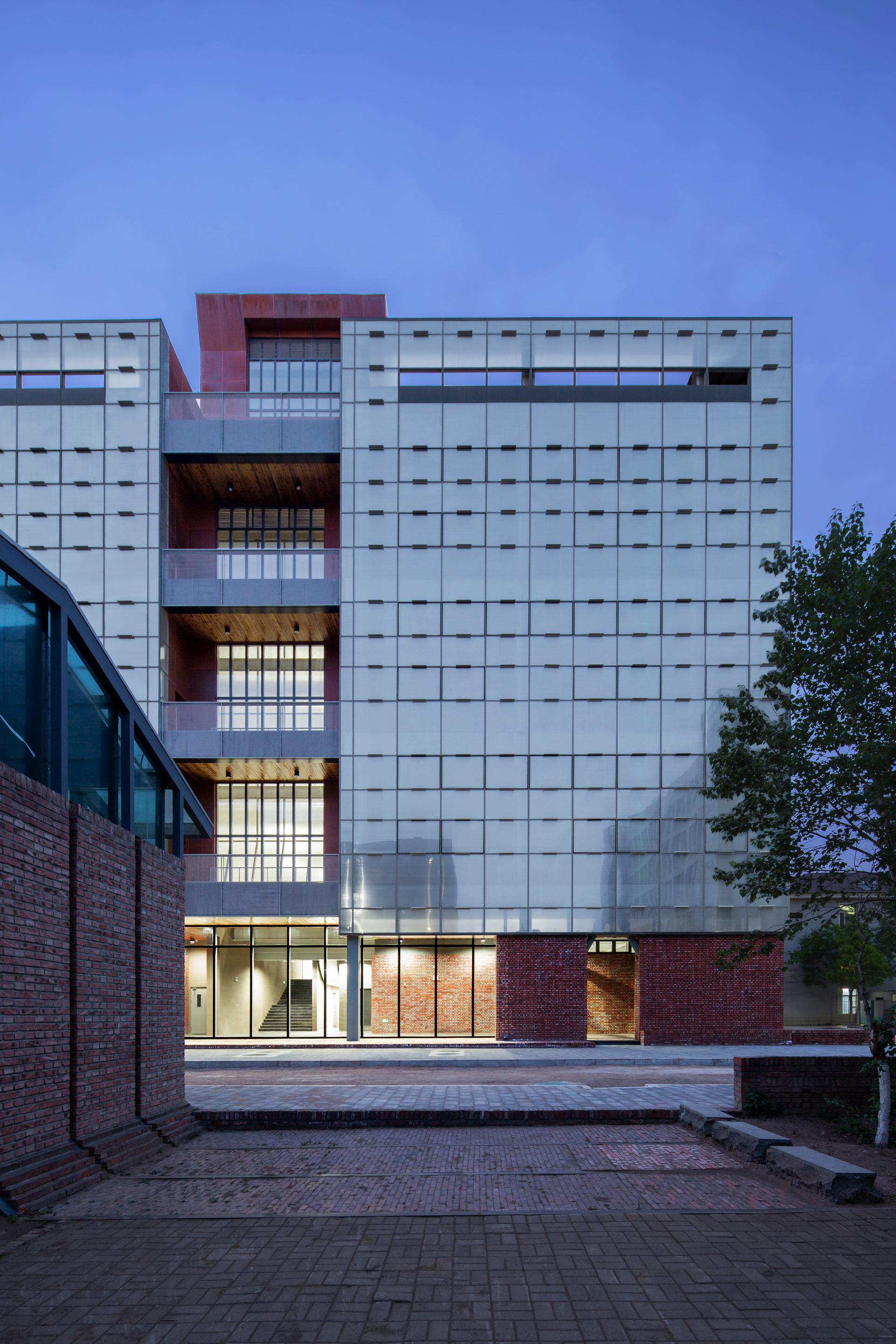 Architectural Experimental Innovation Center of Inner Mongolia University of Technology - image 2