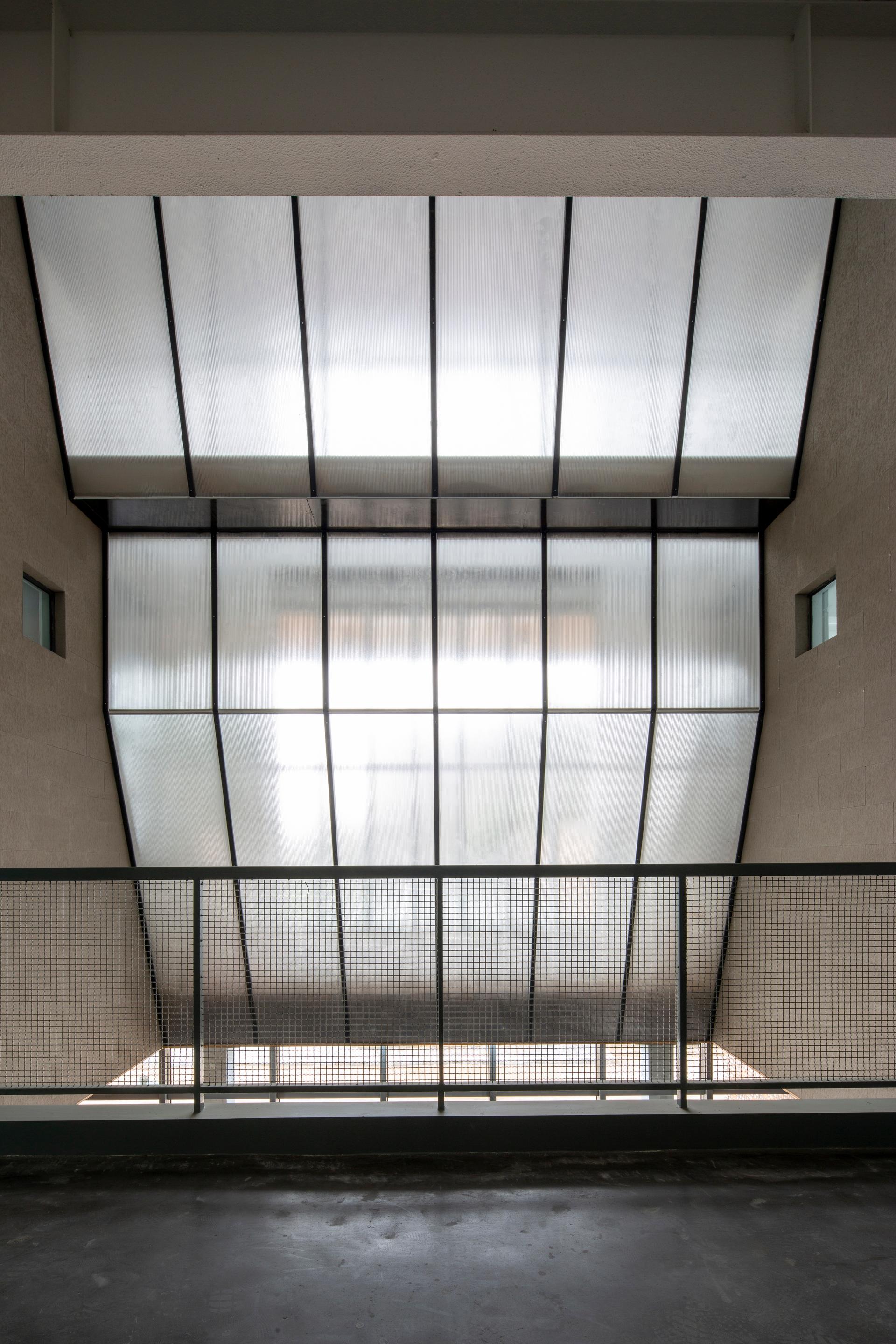 Architectural Experimental Innovation Center of Inner Mongolia University of Technology - image 10