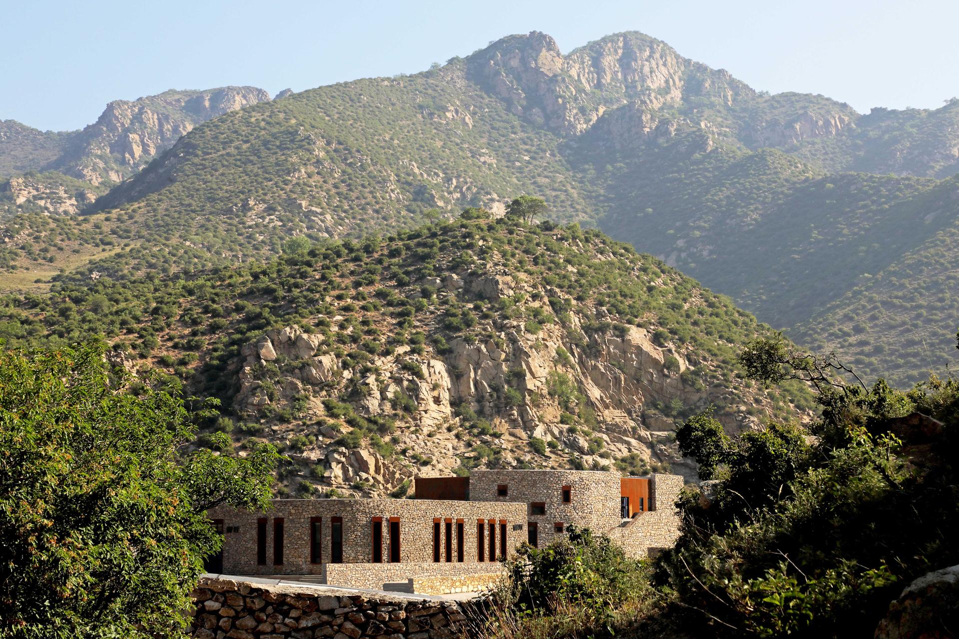 Jiulong Bay Scenic Spot Visitor Center - image 6