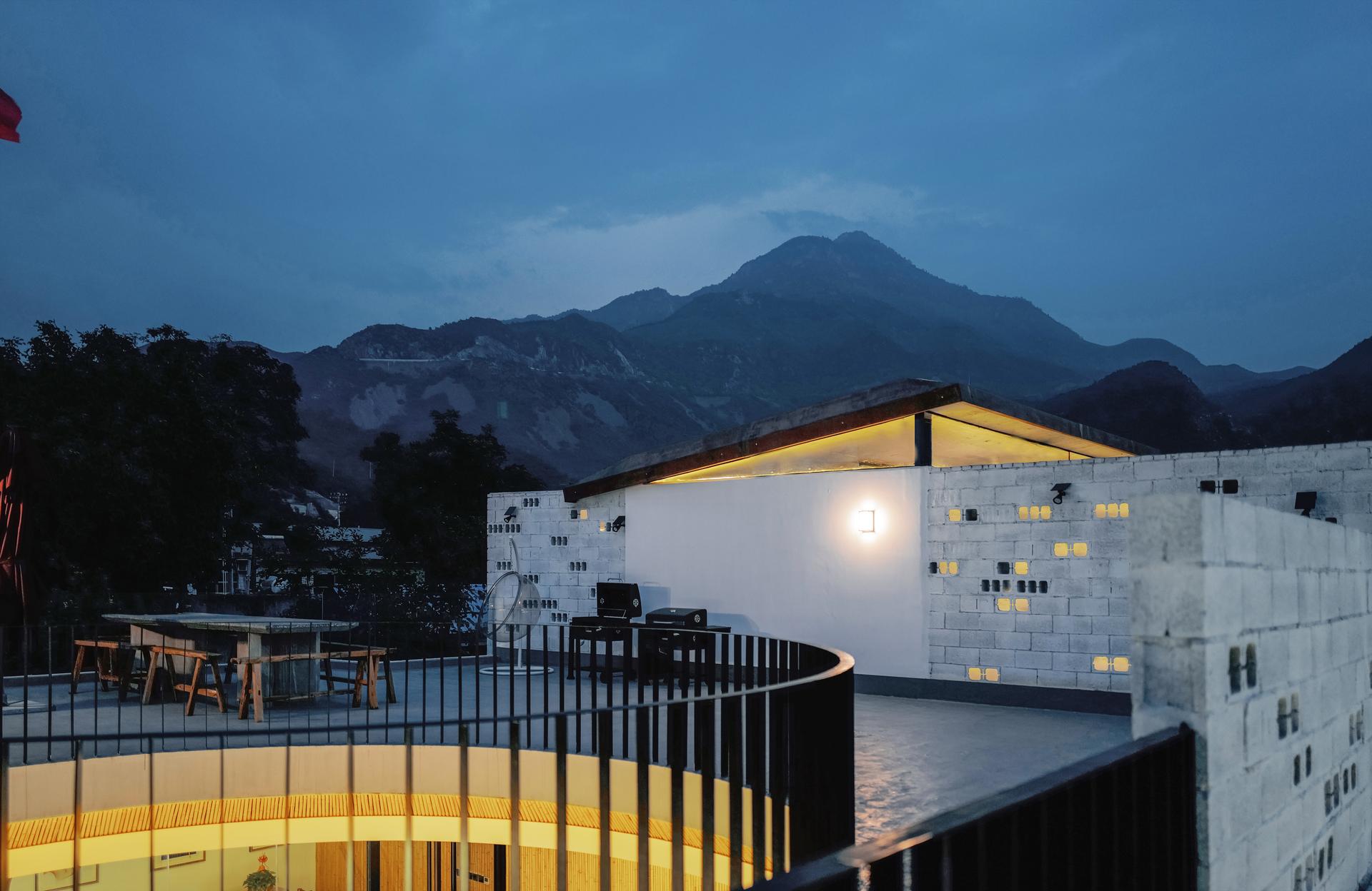 Mountain Villa - image 10