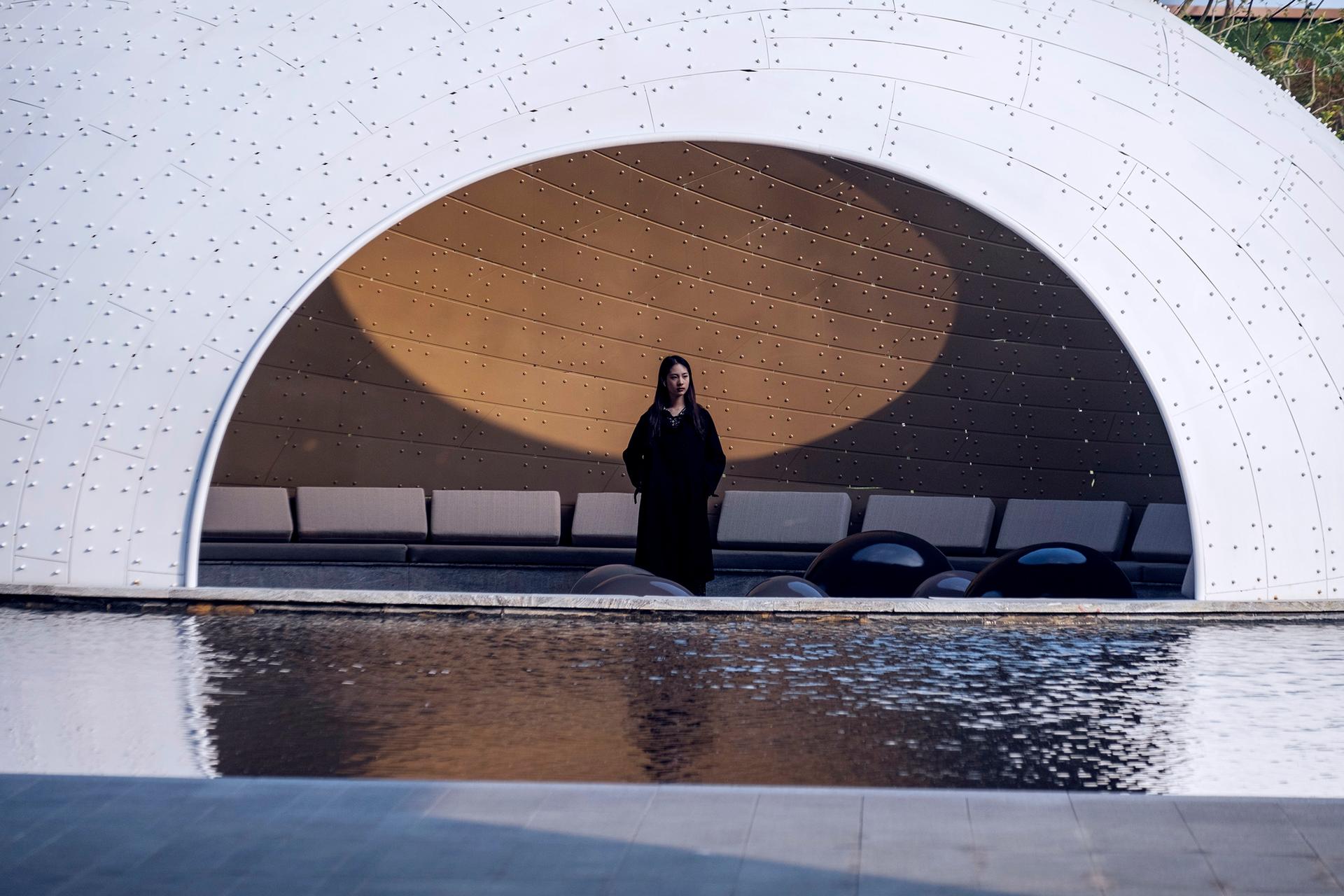 Digital Design of a Thin-shell Metal Woven Pavilion