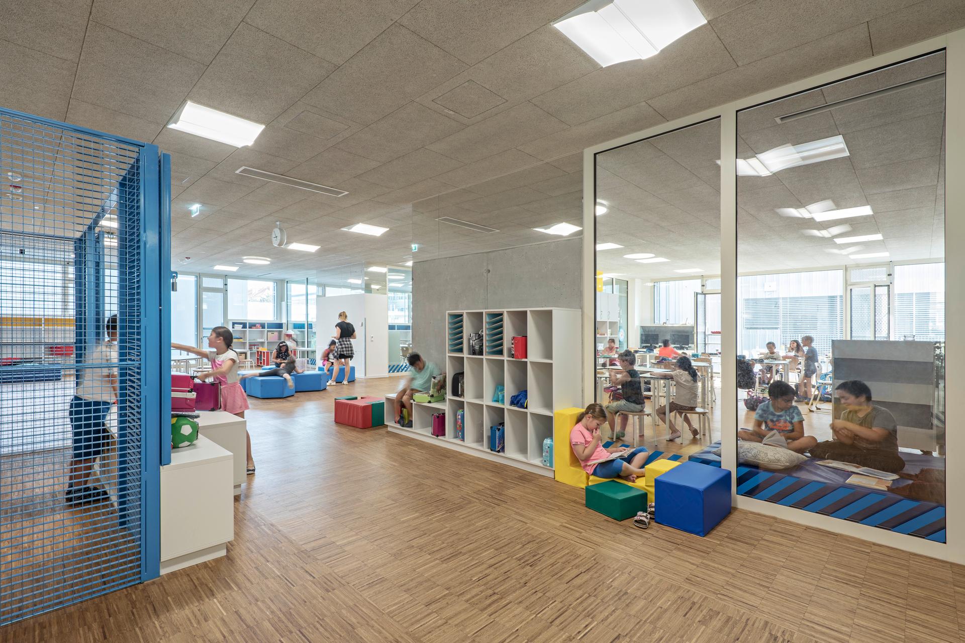 Längenfeldgasse Primary and Vocational School - image 4