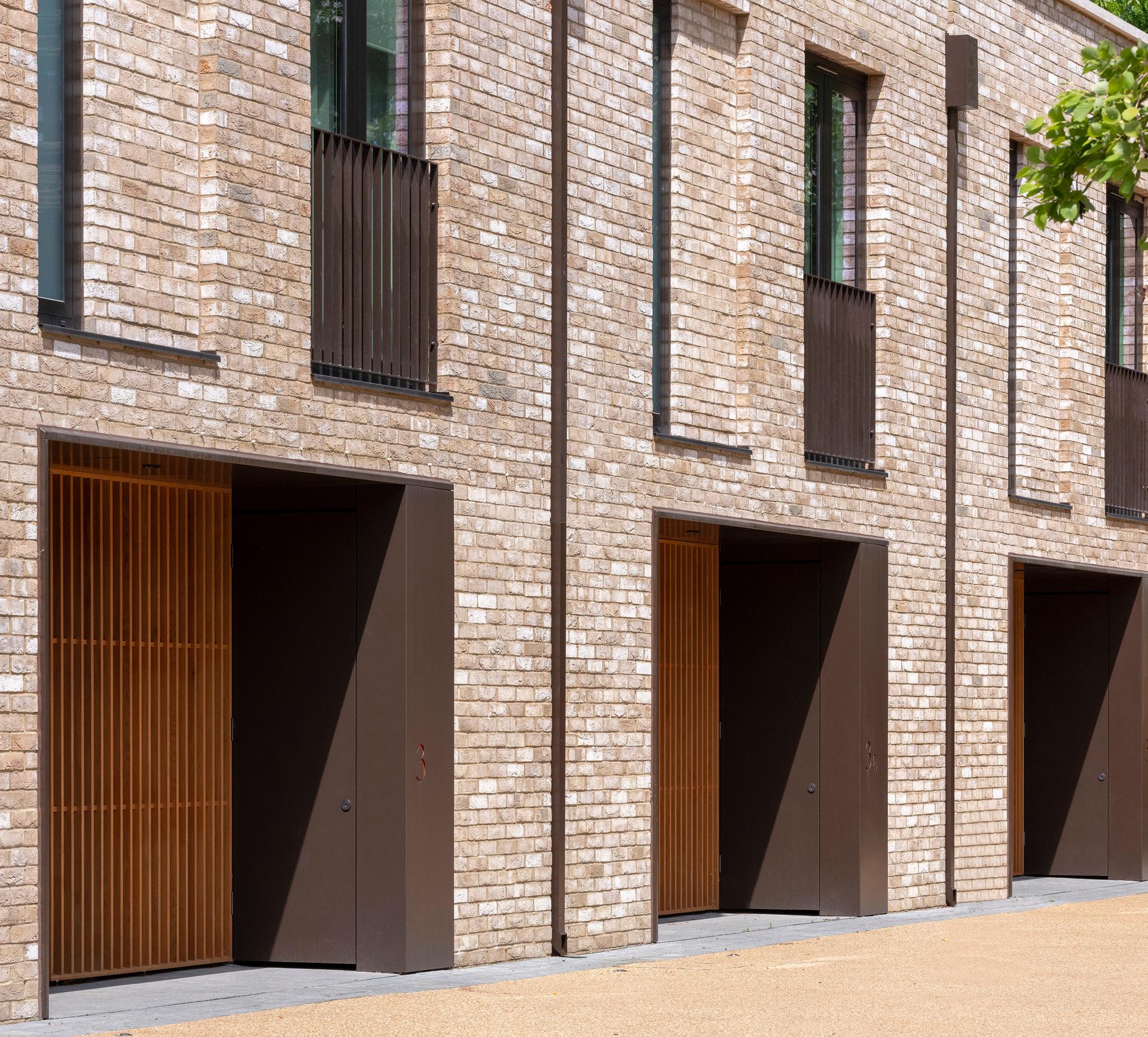 Walcot Square mews - image 10