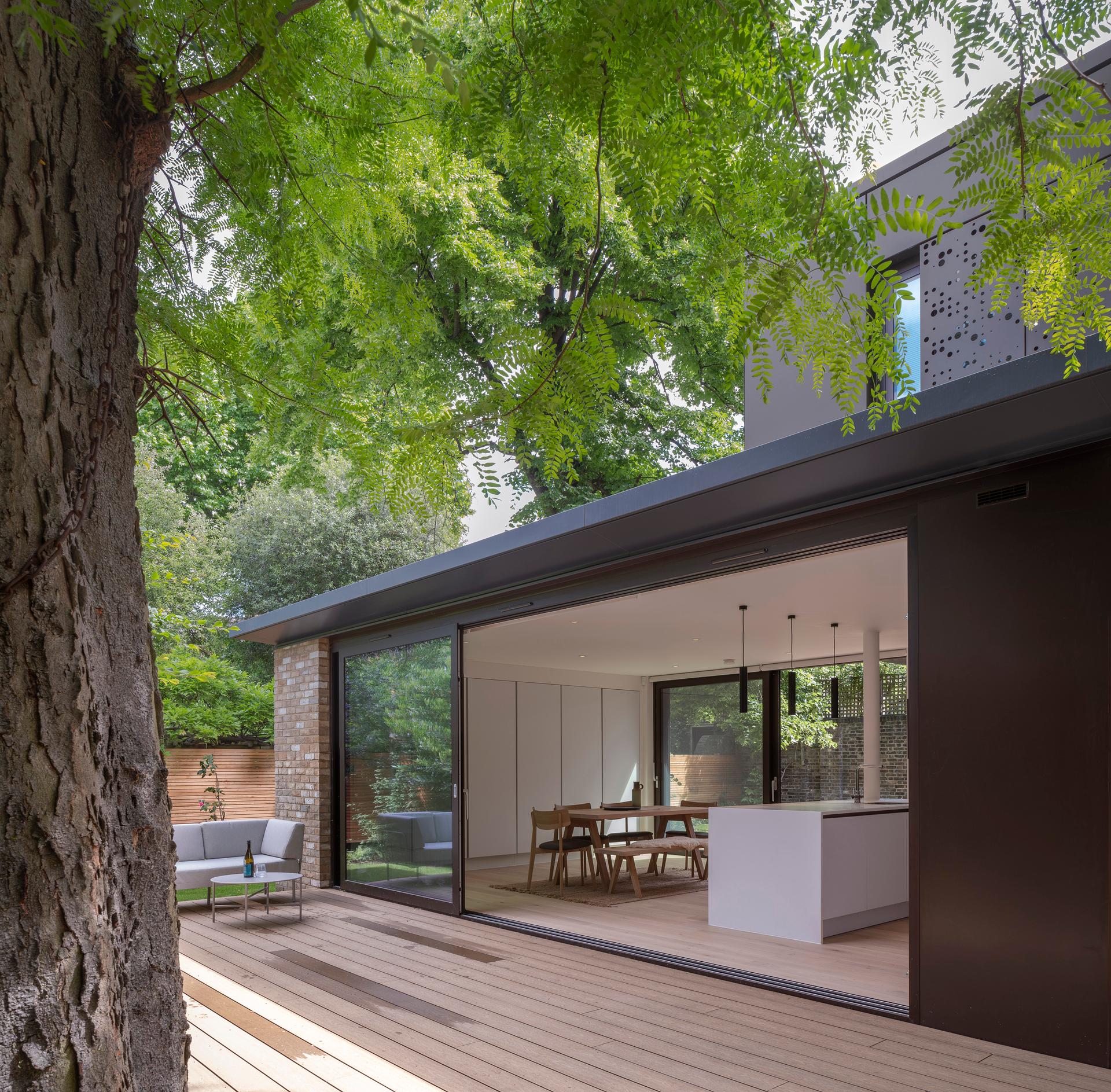 Walcot Square mews - image 3