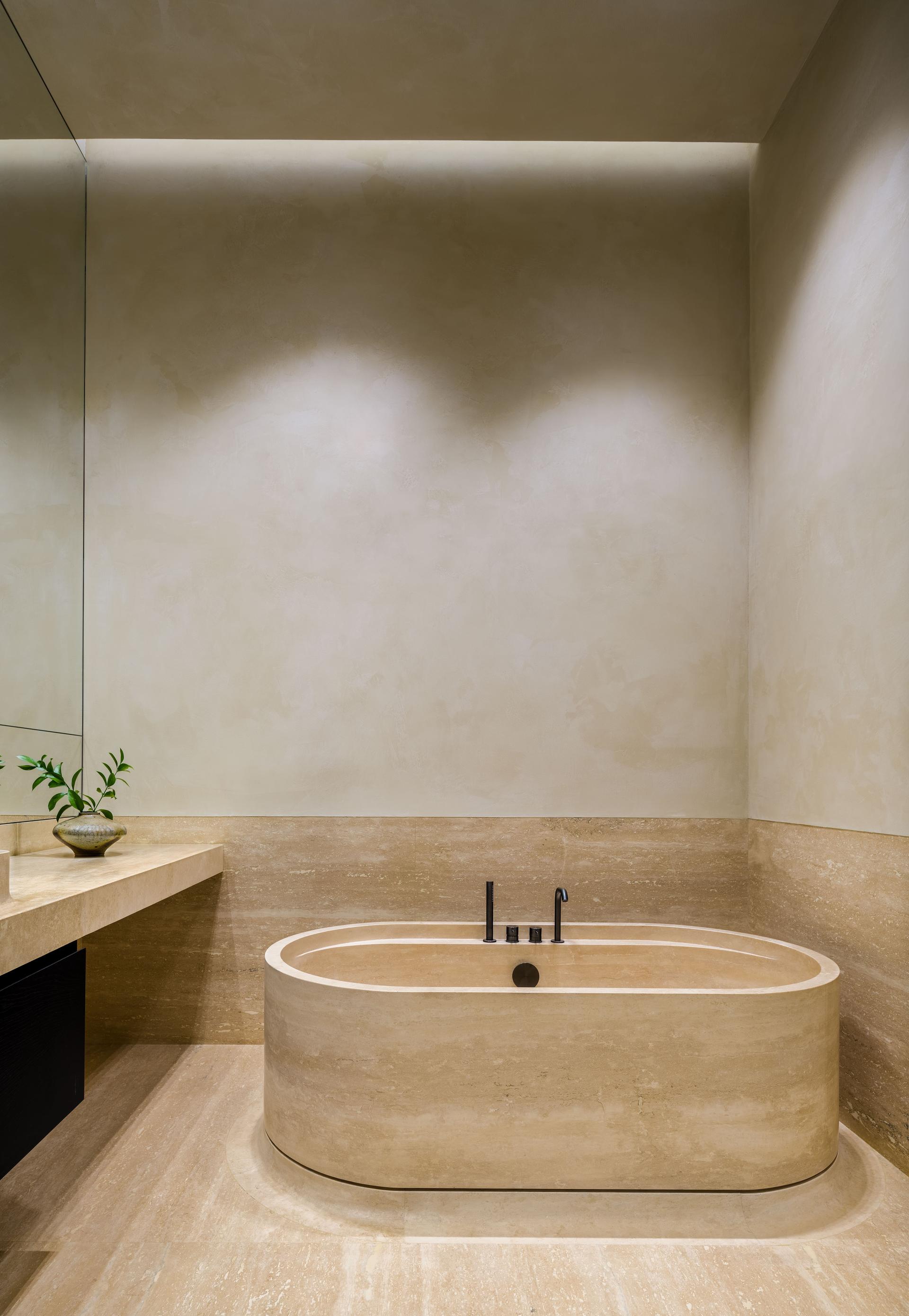 Empire Loft - image 14