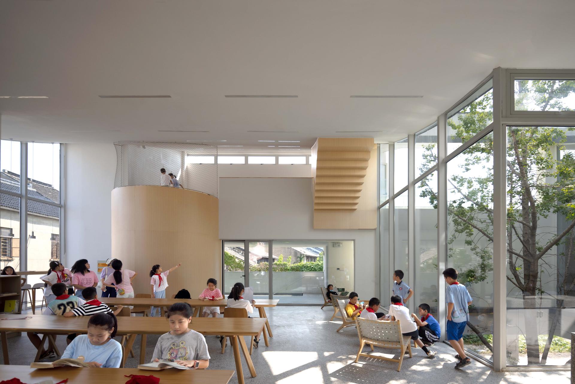 Bache Community Center - image 6