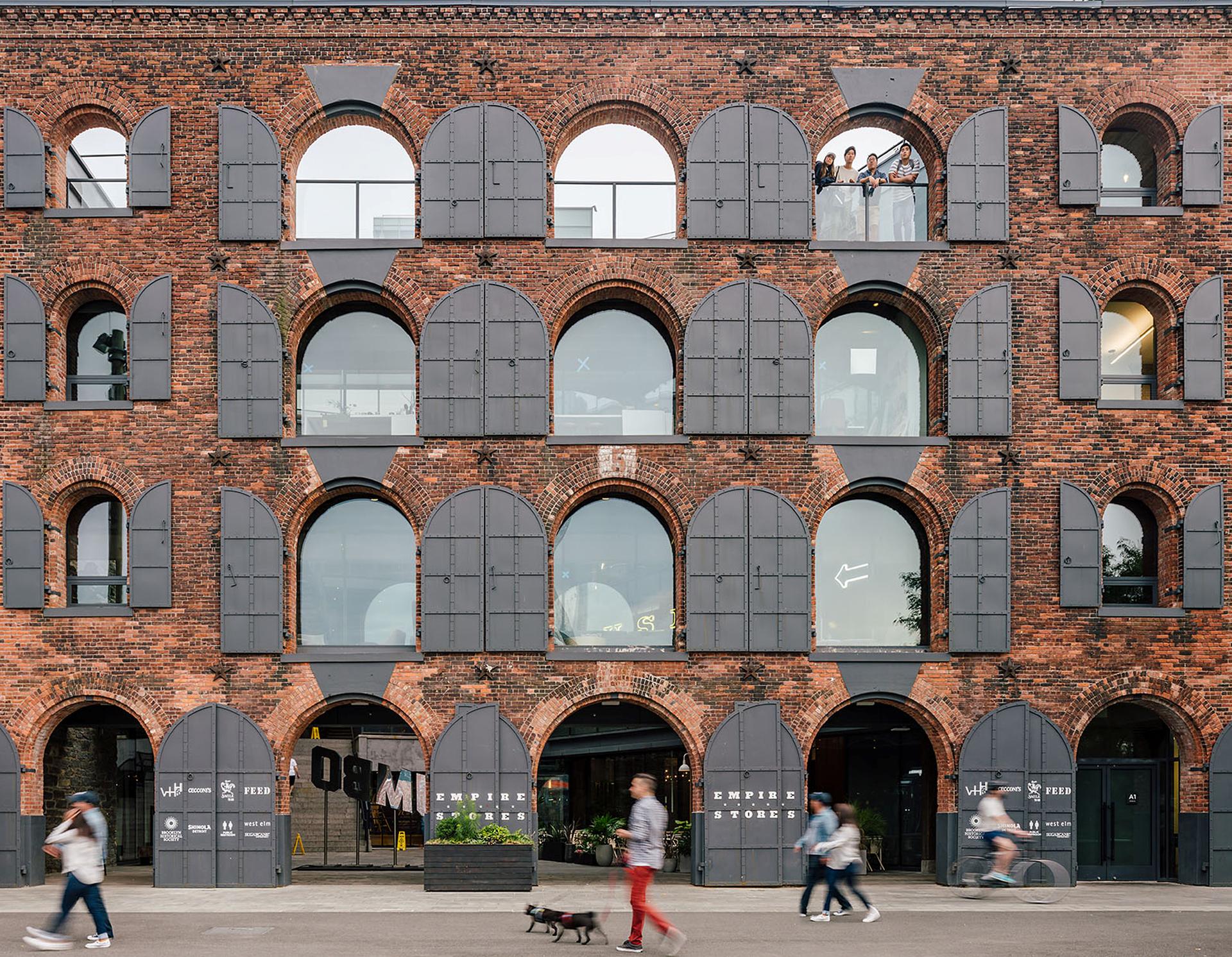 EMPIRE STORES - image 10