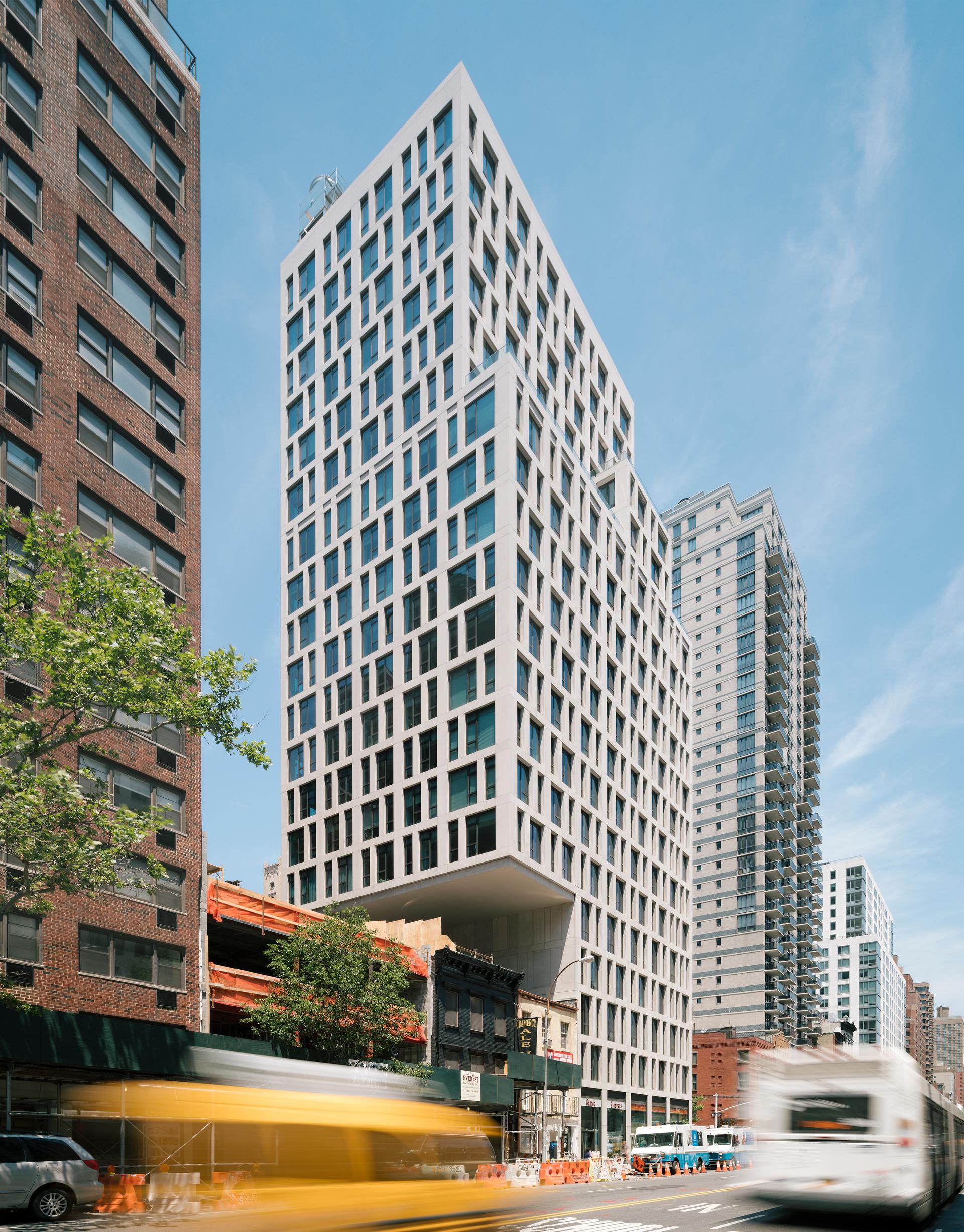 160 EAST 22ND STREET