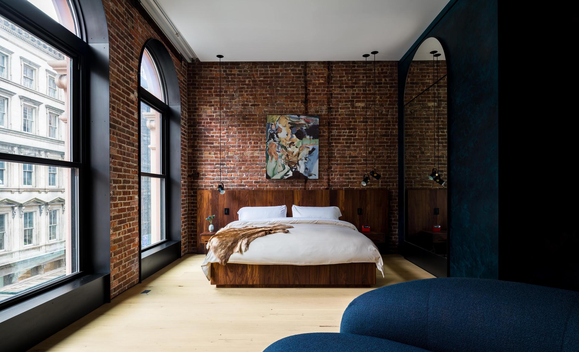 Empire Loft - image 12