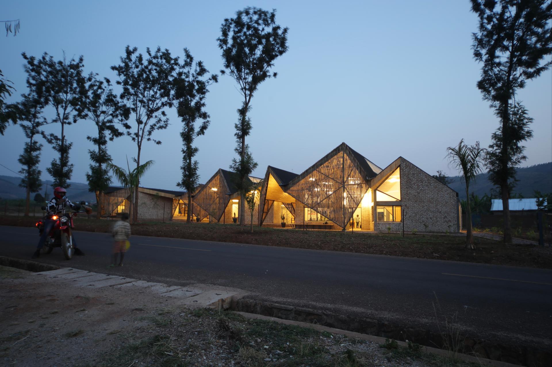 Komera Leadership Center - image 16