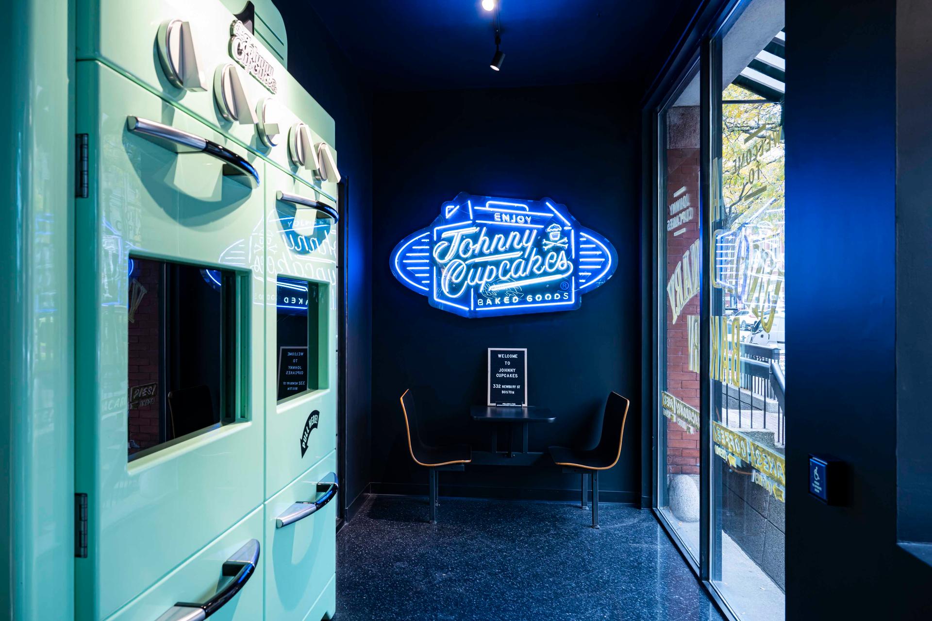 Johnny Cupcakes - image 2