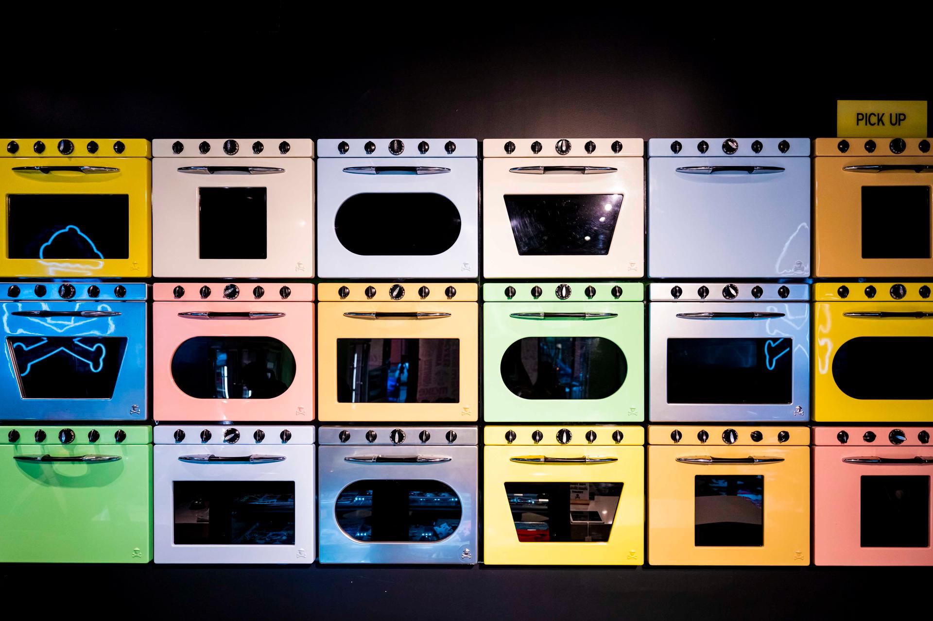 Johnny Cupcakes - image 5