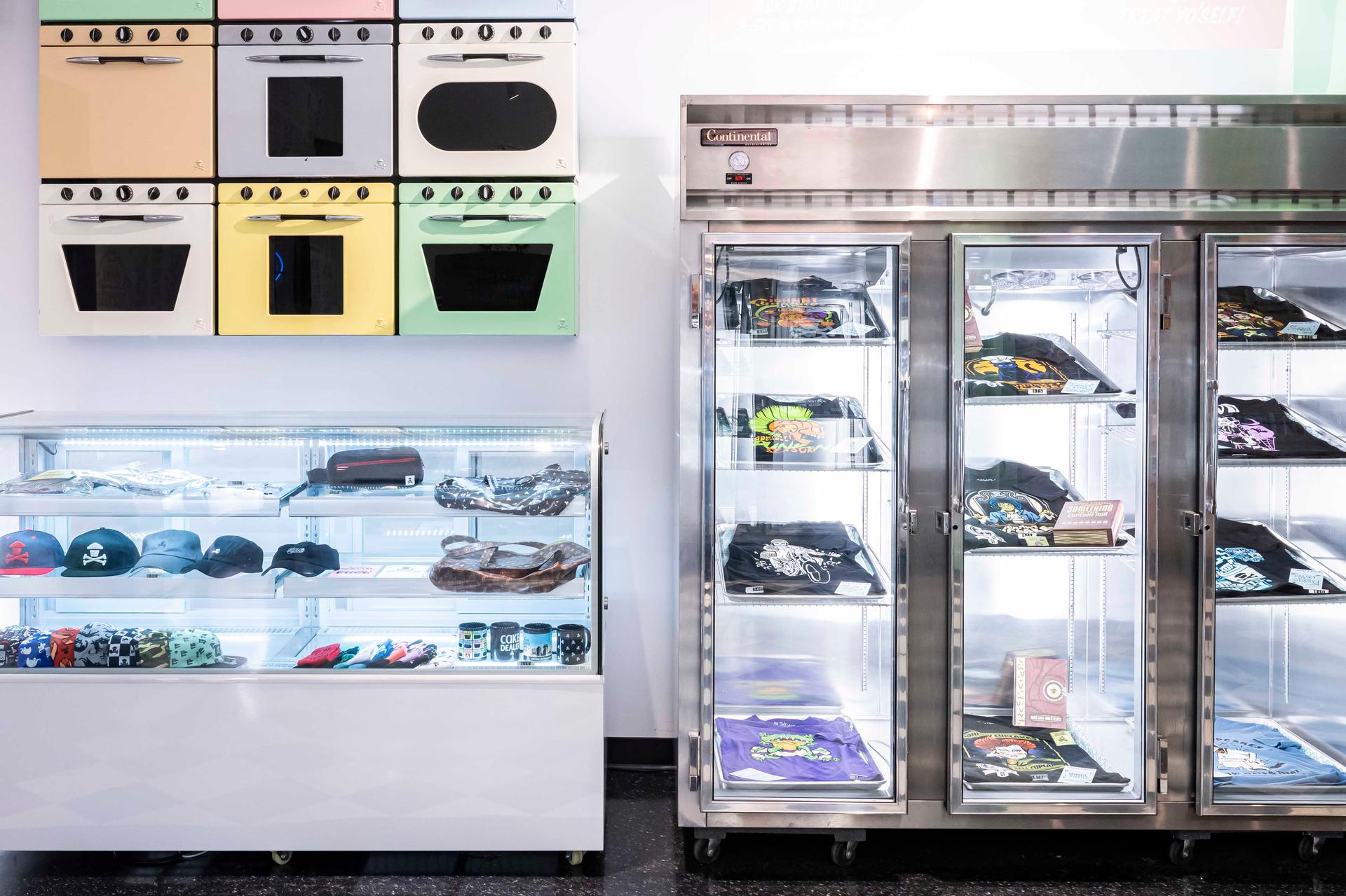 Johnny Cupcakes - image 14