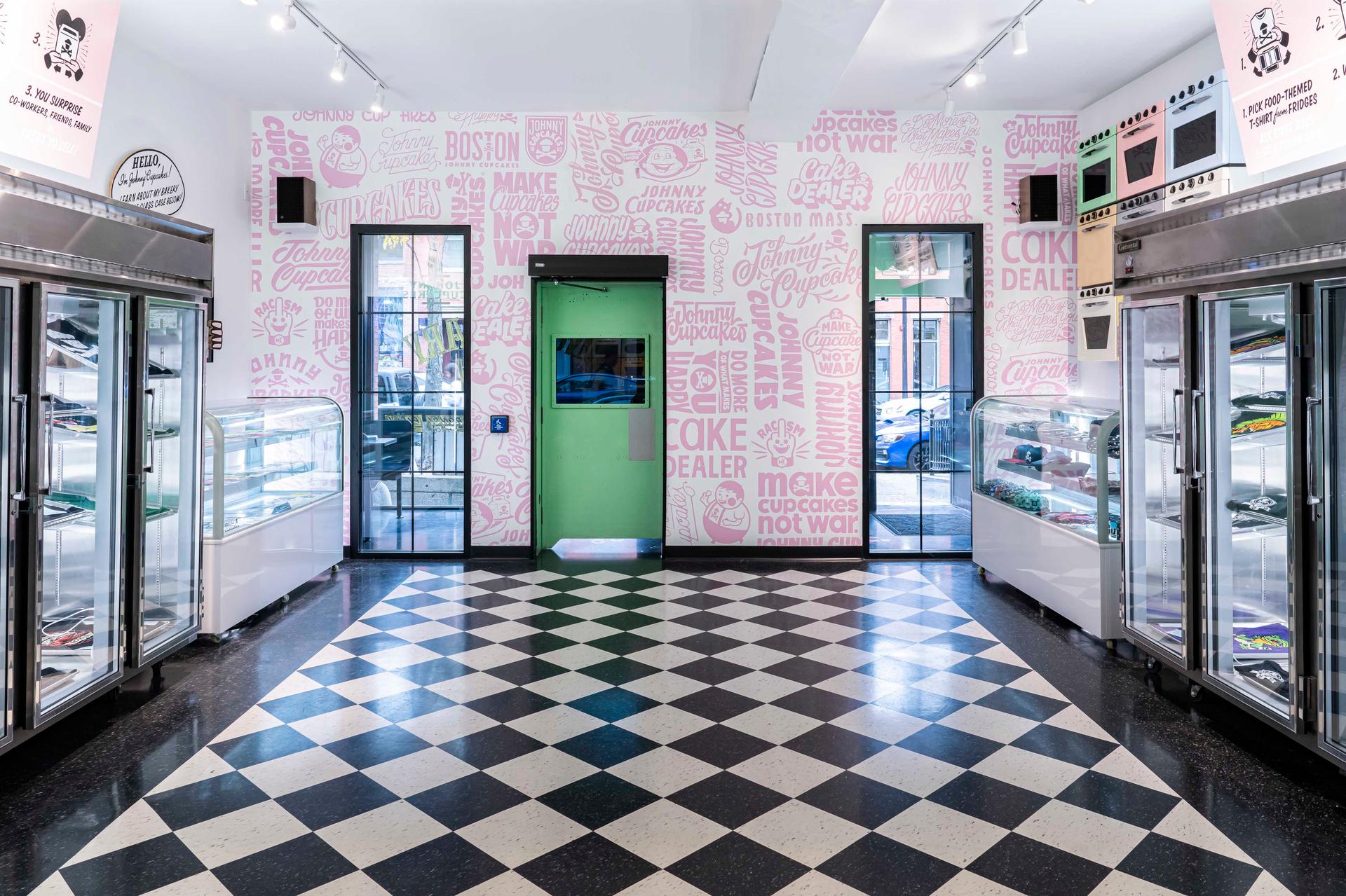 Johnny Cupcakes - image 18