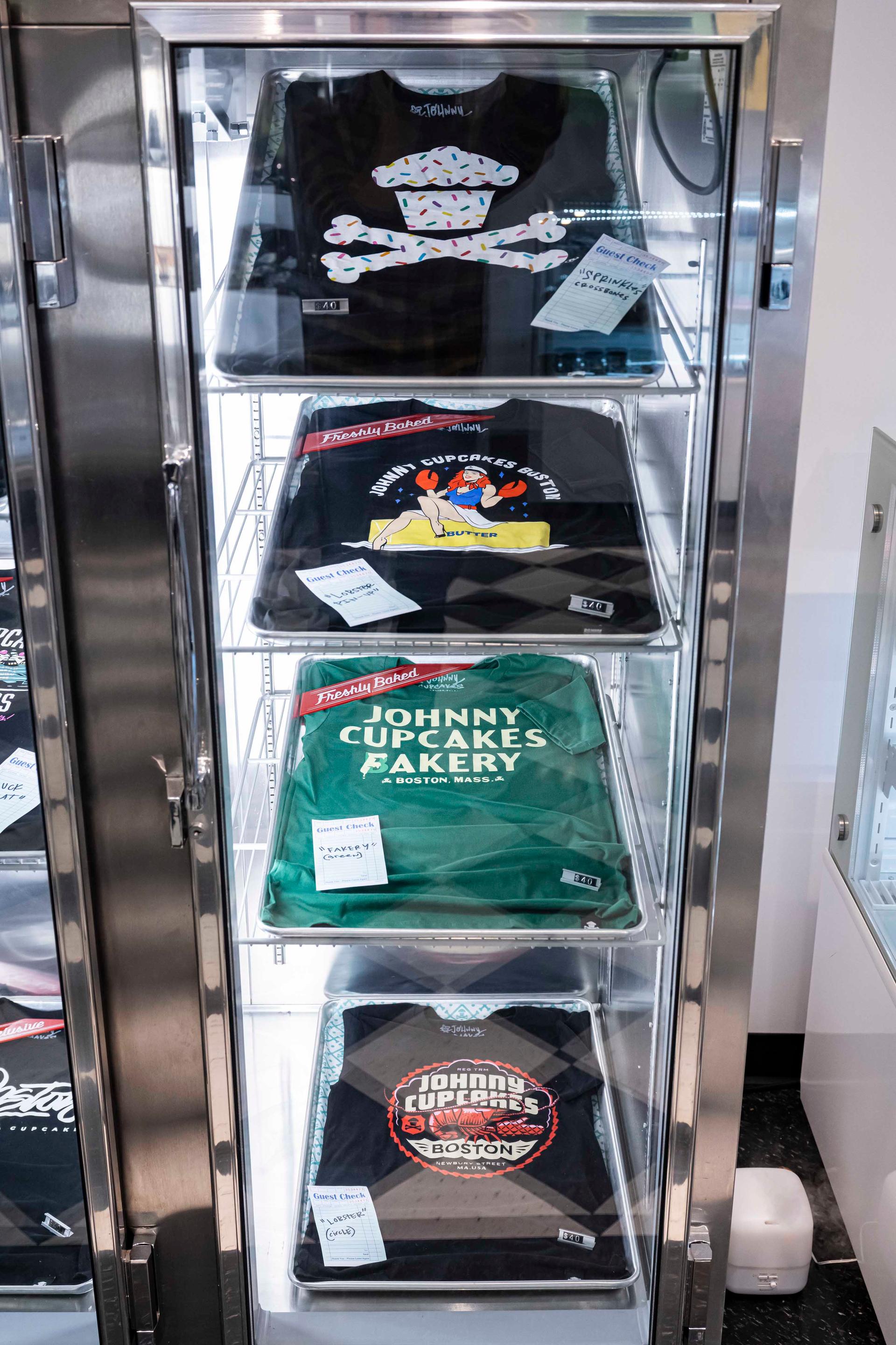Johnny Cupcakes - image 45