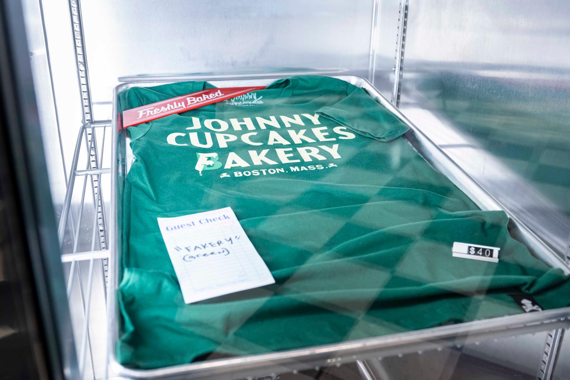 Johnny Cupcakes - image 48