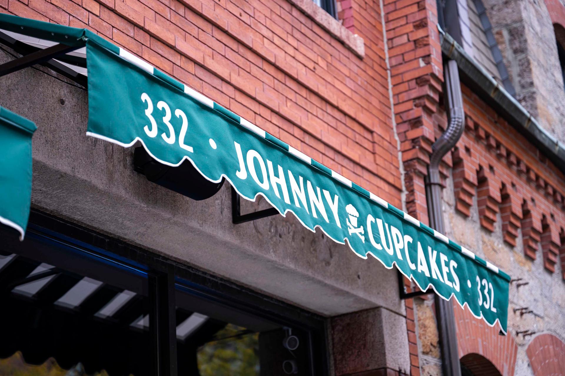 Johnny Cupcakes - image 83
