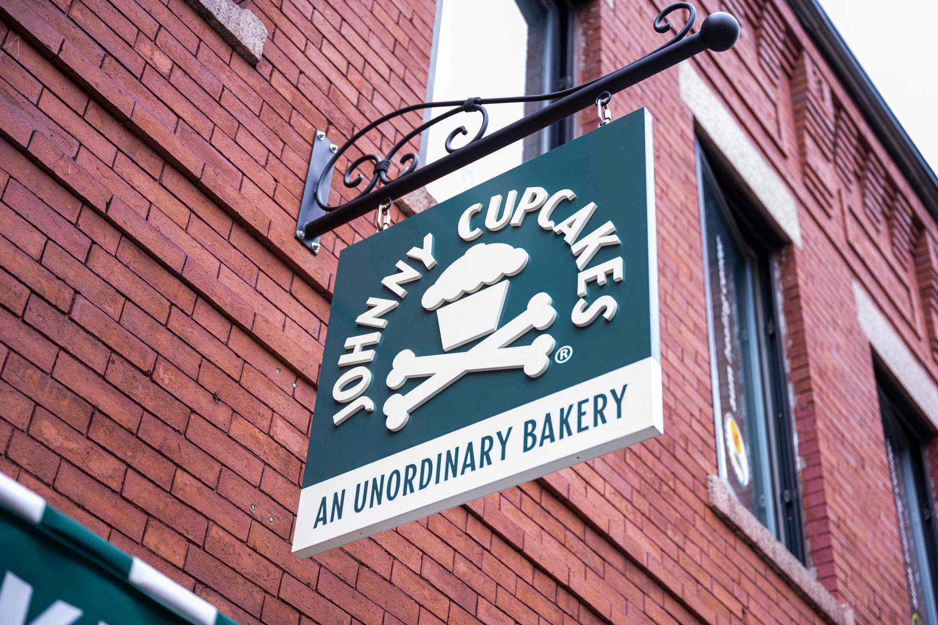Johnny Cupcakes - image 85