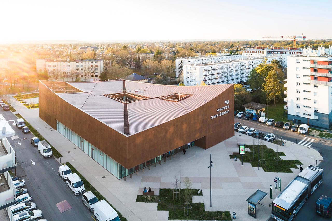Angela Davis school - image 13