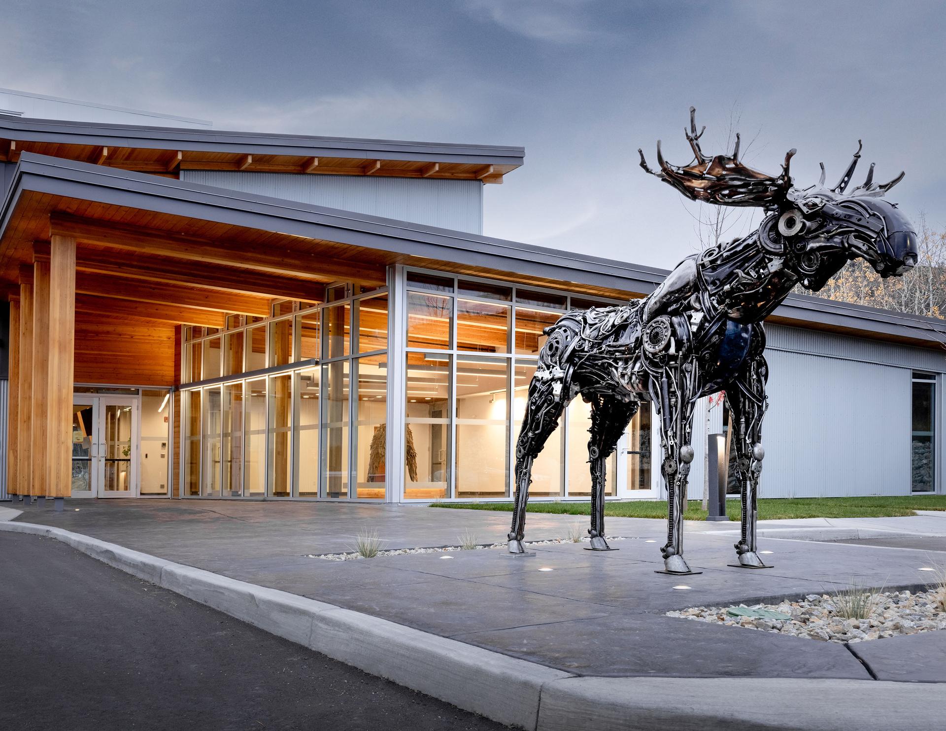 Williams Lake First Nation Administration Building - image 2