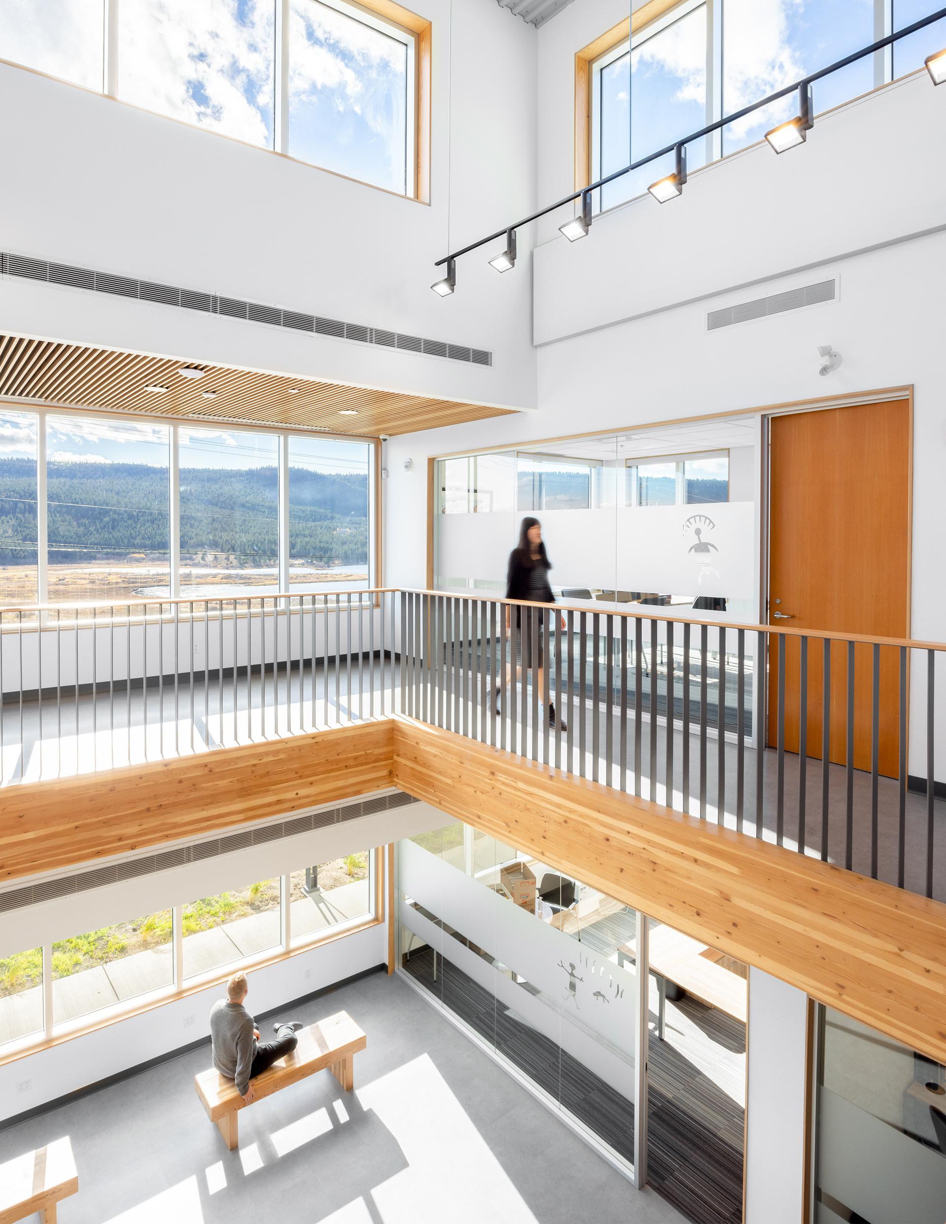 Williams Lake First Nation Administration Building - image 10