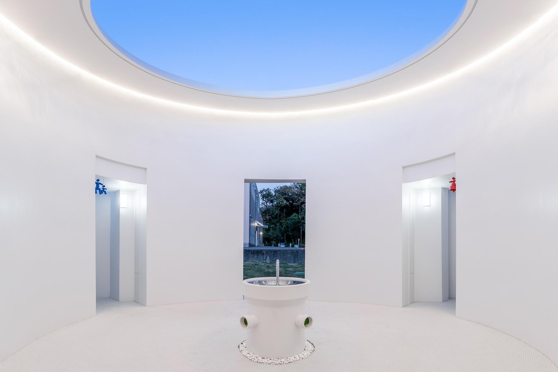 Plaza_Circle - image 35