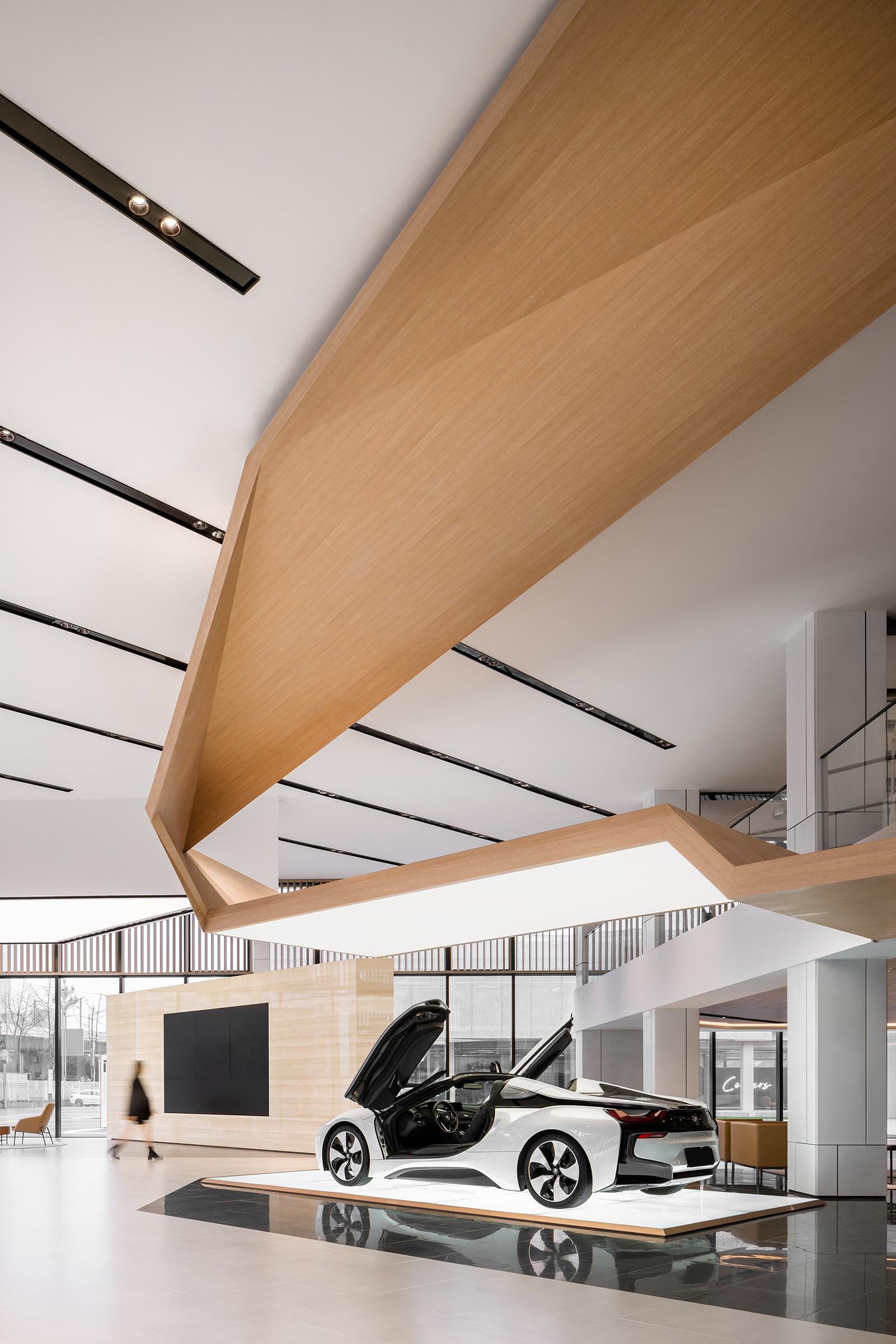 Chengdu BMW Experience Center - image 3