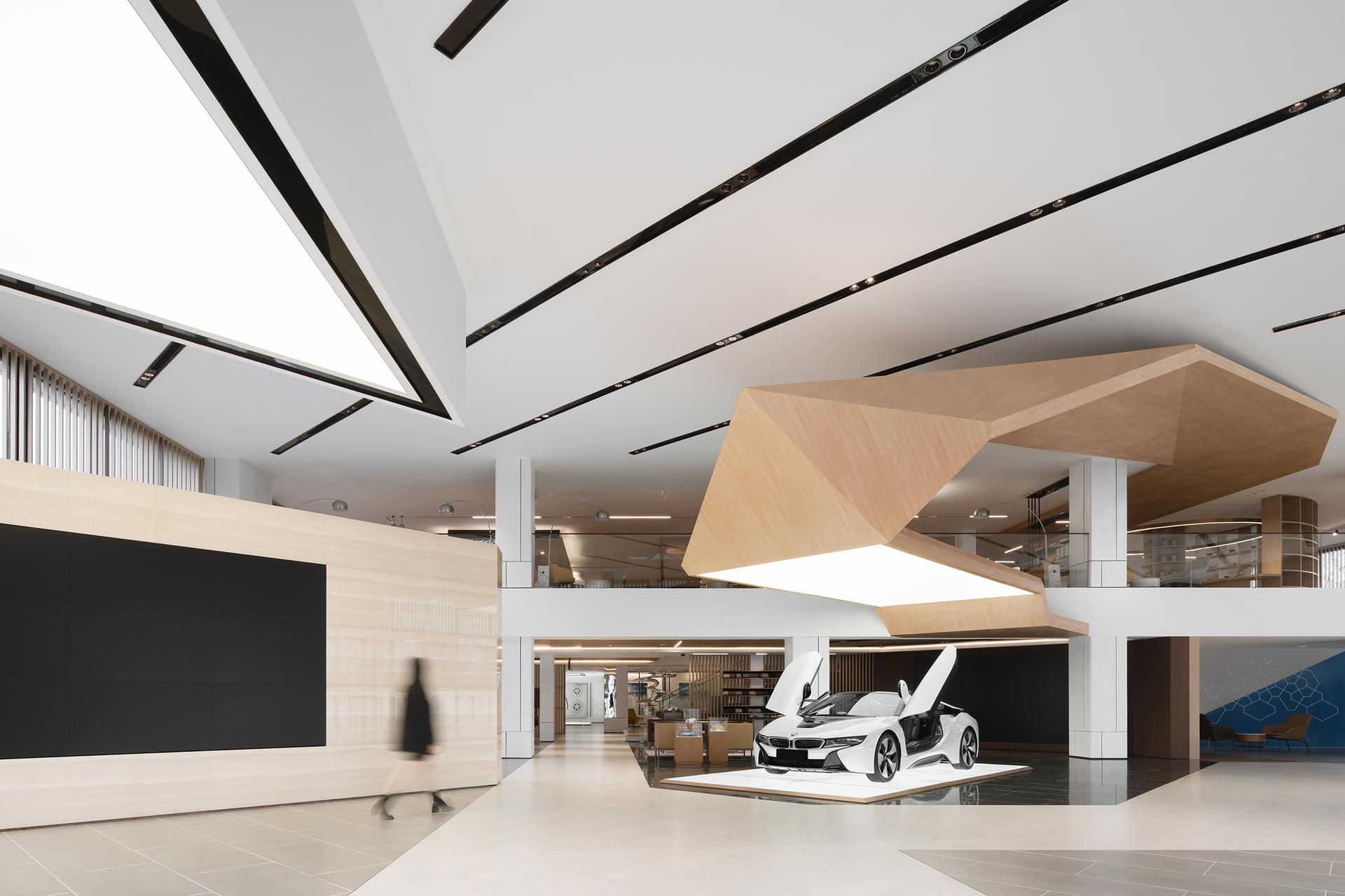 Chengdu BMW Experience Center - image 4