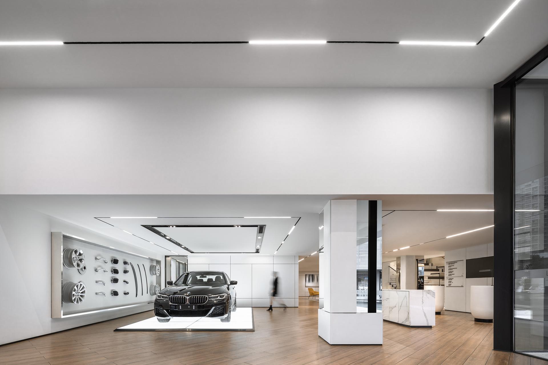 Chengdu BMW Experience Center - image 6