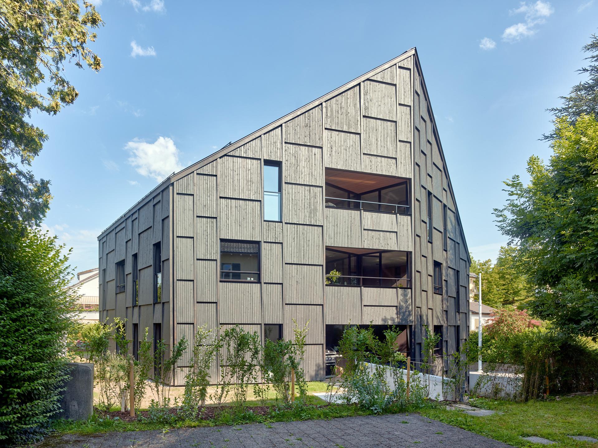 Apartment Building L329 - image 5