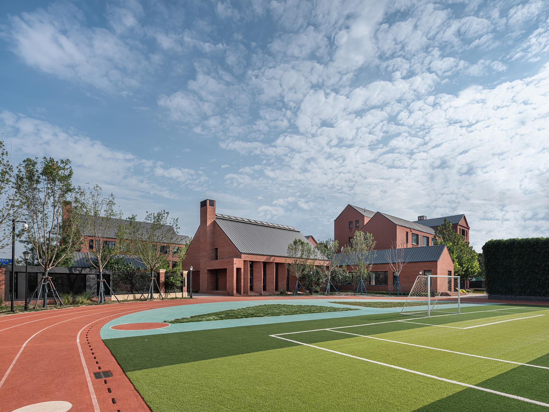 Vanke Shijiazhuang Feicuishuyuan（Heyuan Road） Primary School - image 2
