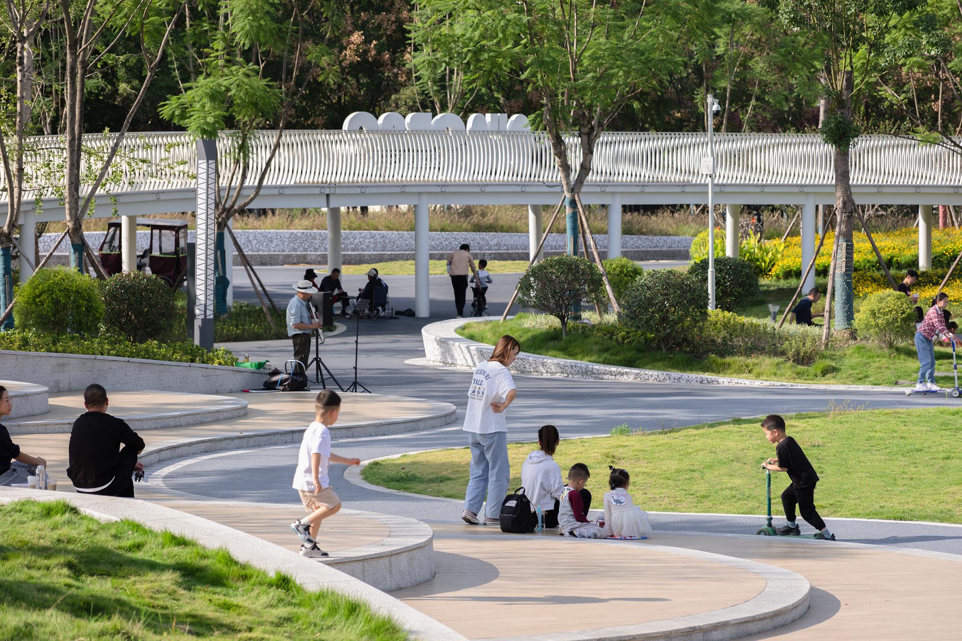 HI-FI PARK - image 6