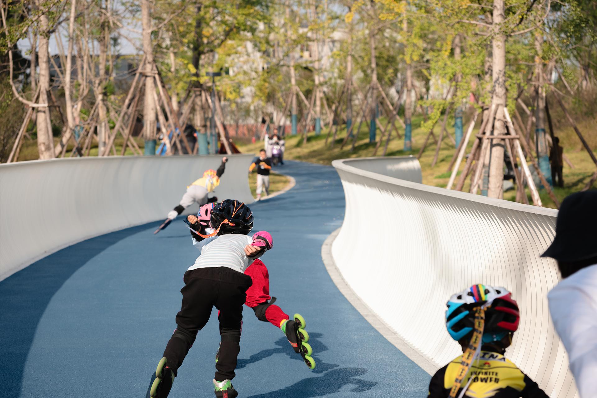 HI-FI PARK - image 5