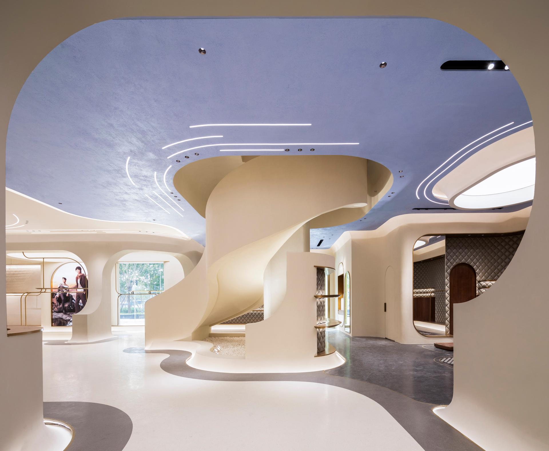 VICUTU Concept Flagship Store - image 9