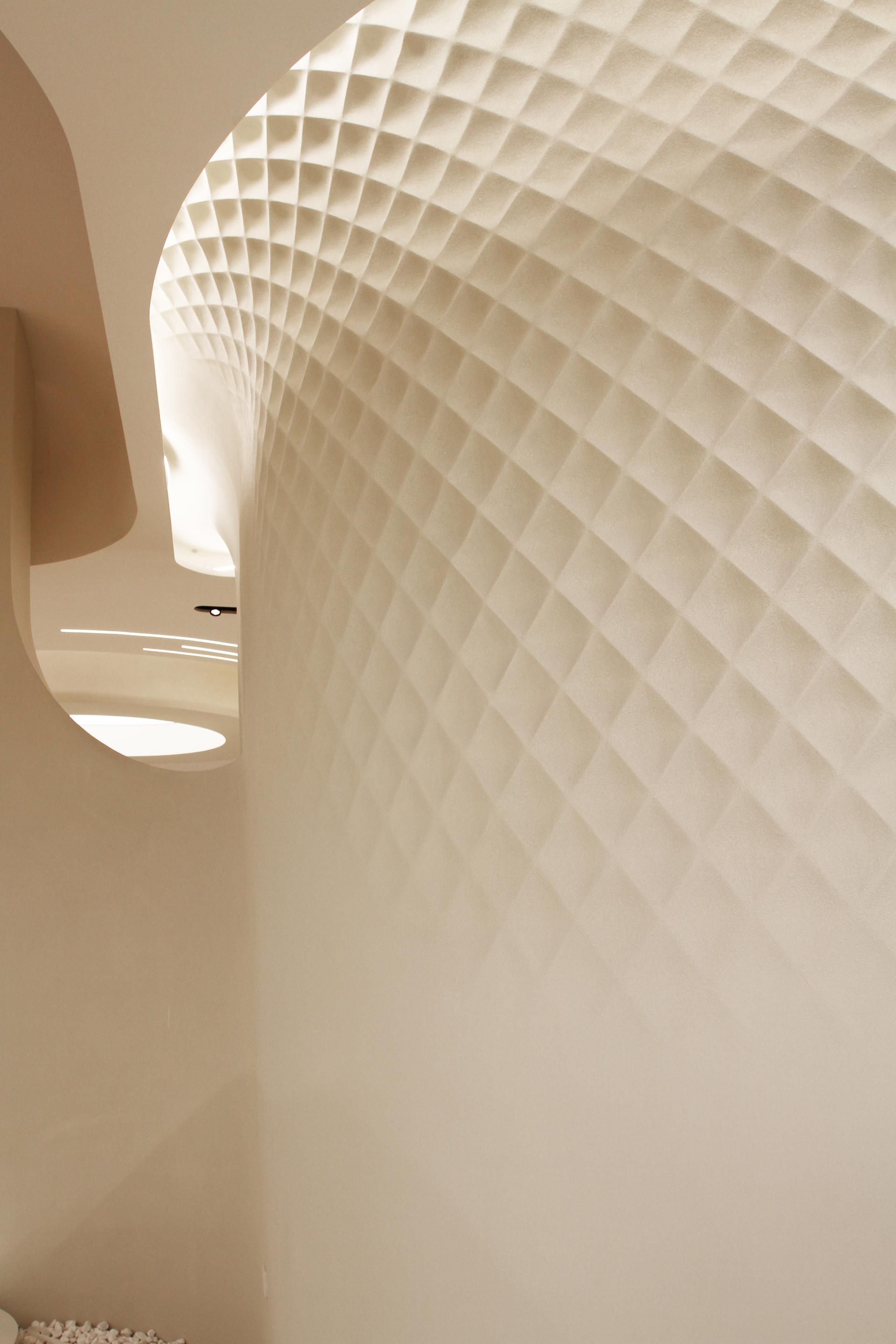 VICUTU Concept Flagship Store - image 12