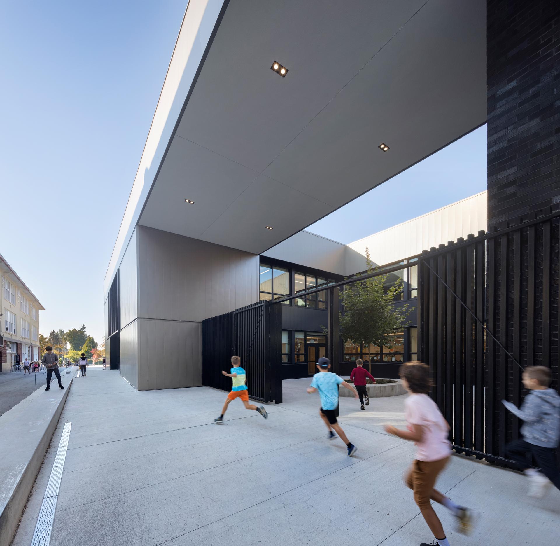 Maple Grove Elementary School - image 3