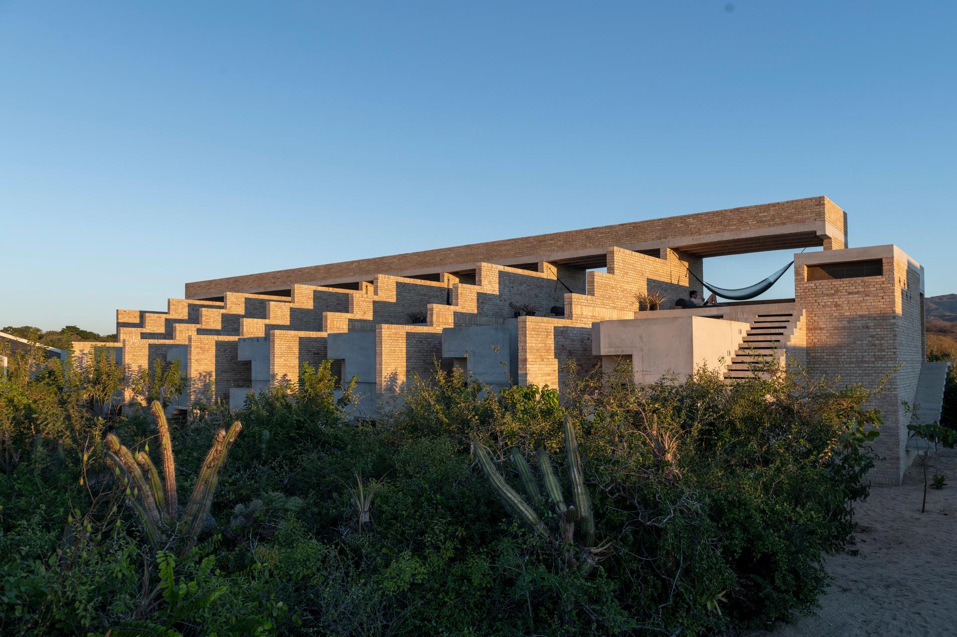 Terrestre Hotel
