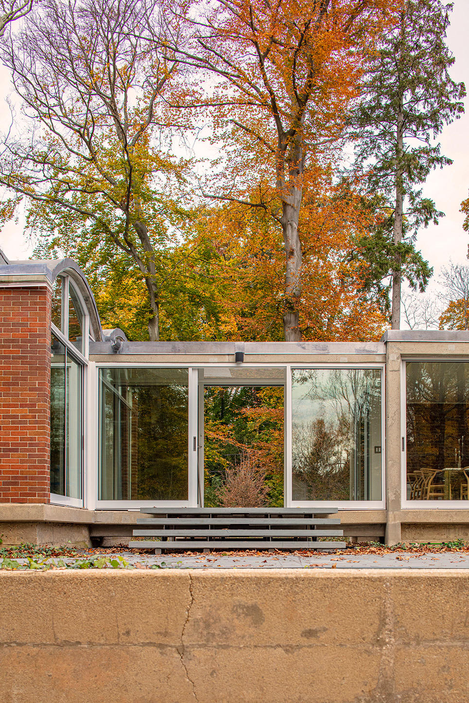 Linden House - image 6
