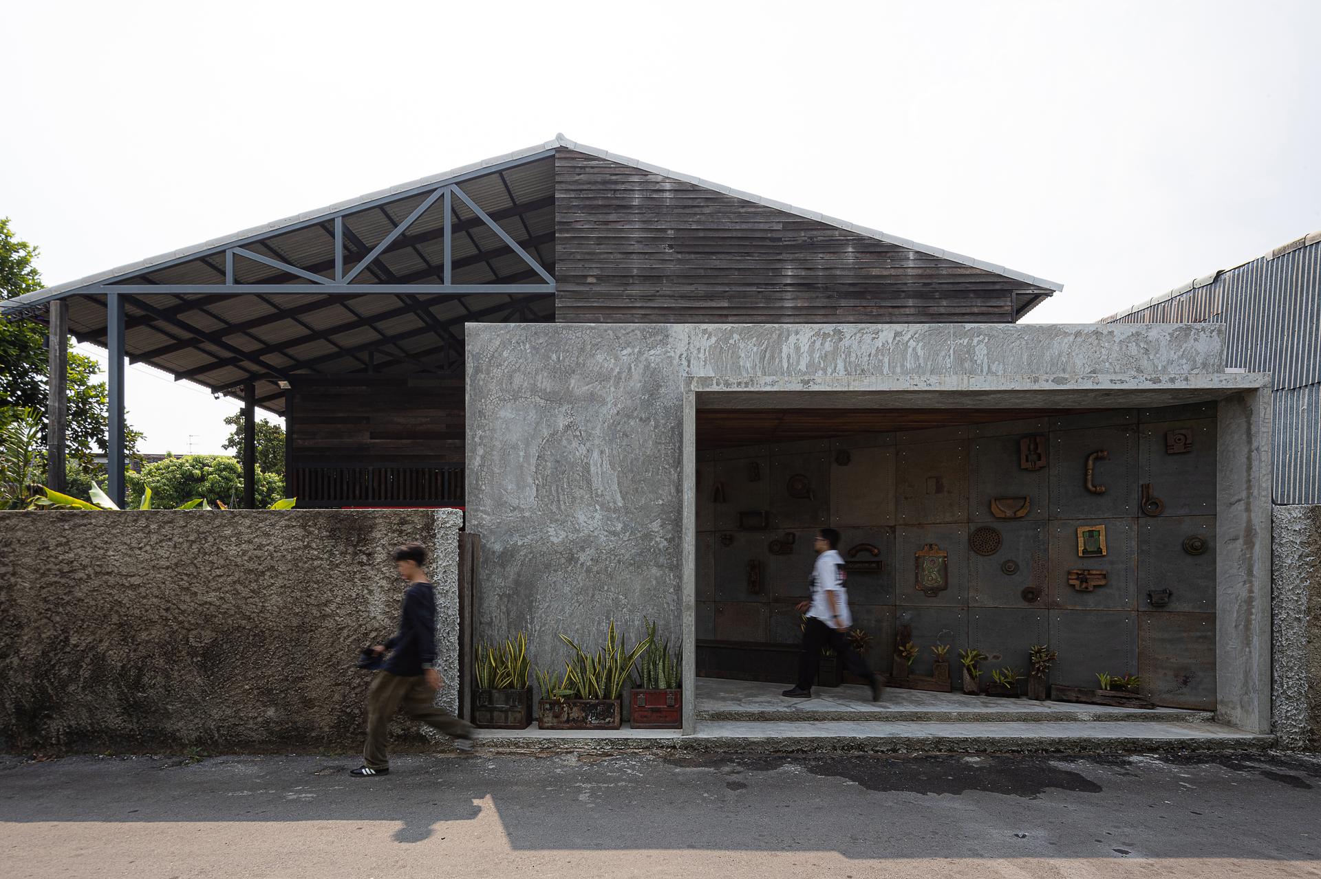 Weng's Factory Co-Working Space - image 15