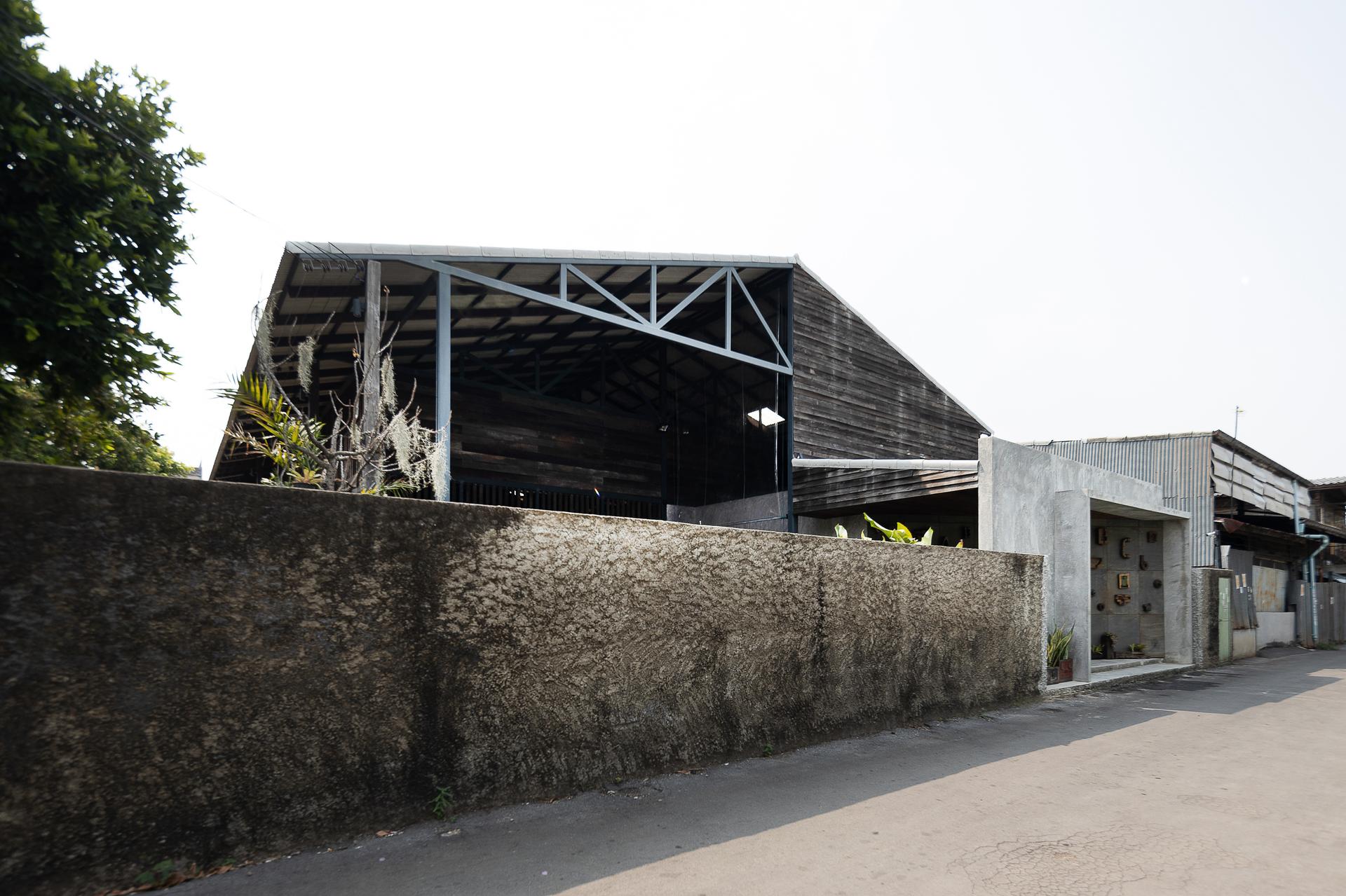 Weng's Factory Co-Working Space - image 16